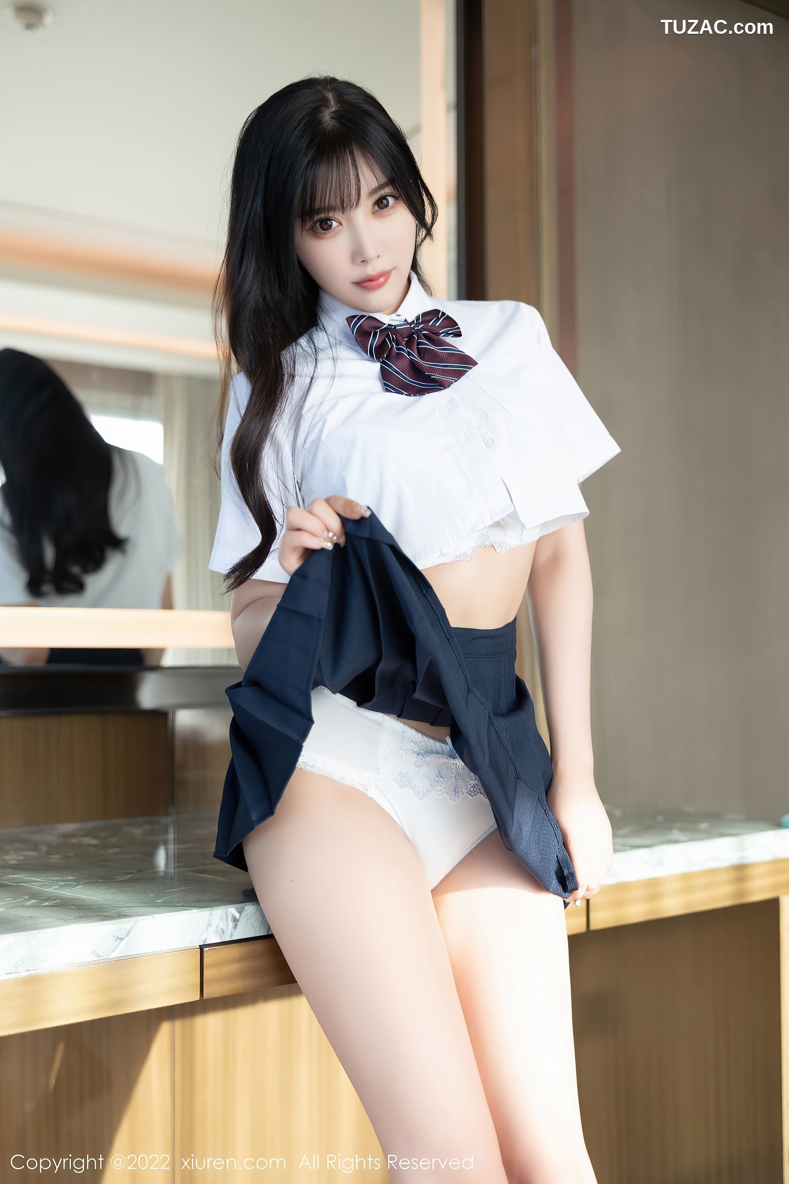 XiuRen-No.5338-杨晨晨Yome-白衫蓝裙学生装