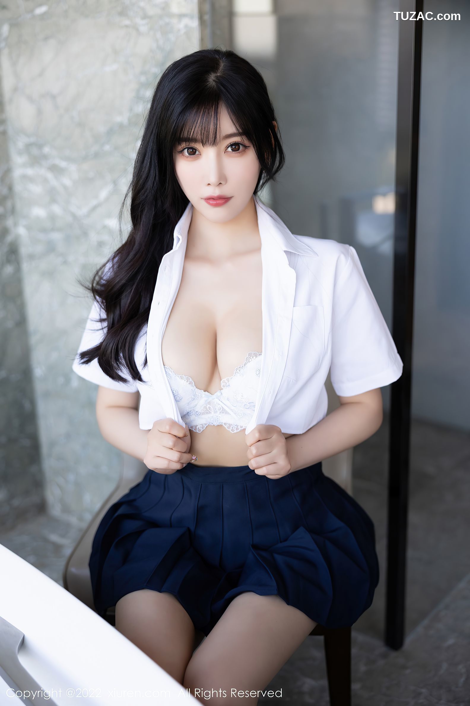 XiuRen-No.5338-杨晨晨Yome-白衫蓝裙学生装