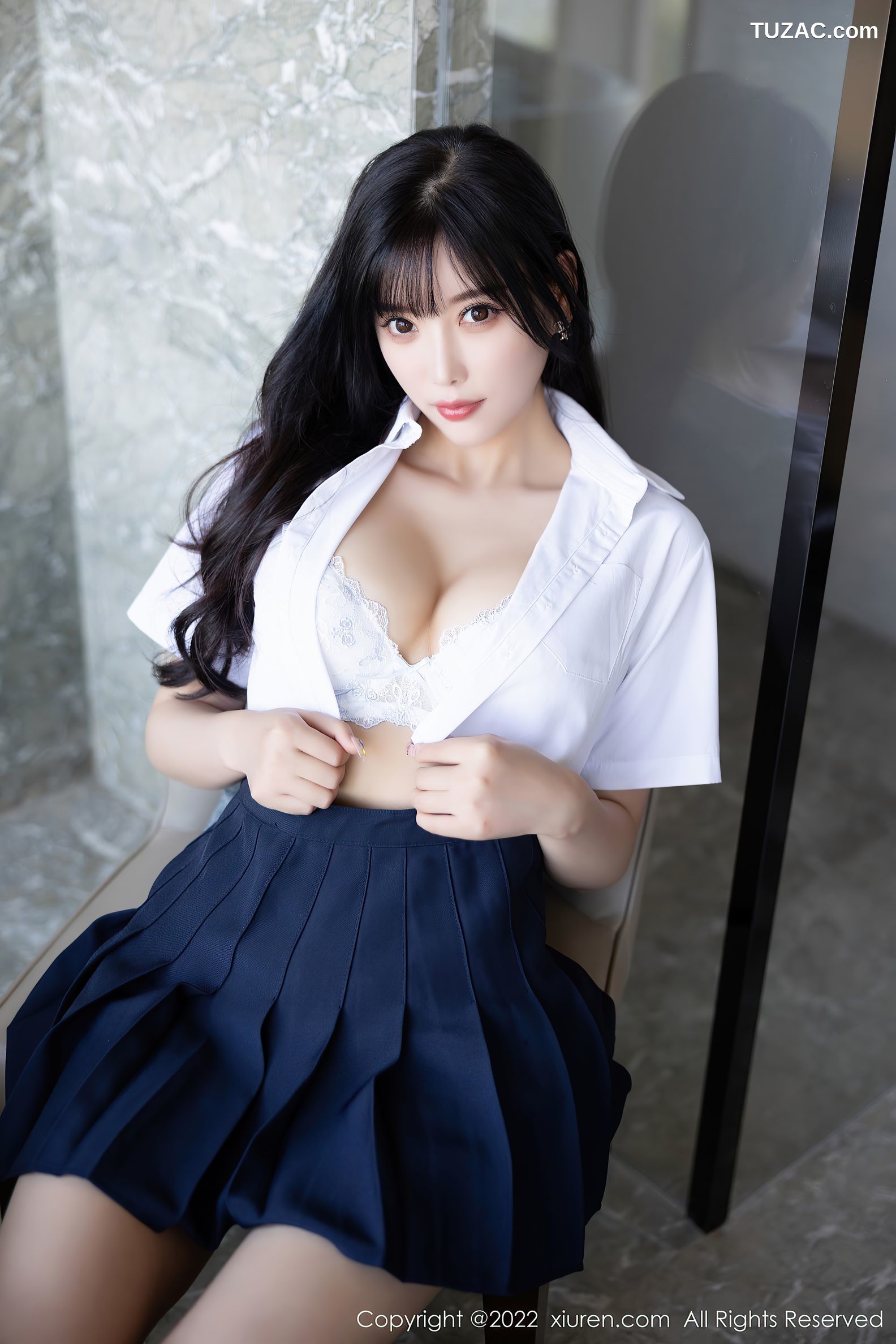 XiuRen-No.5338-杨晨晨Yome-白衫蓝裙学生装
