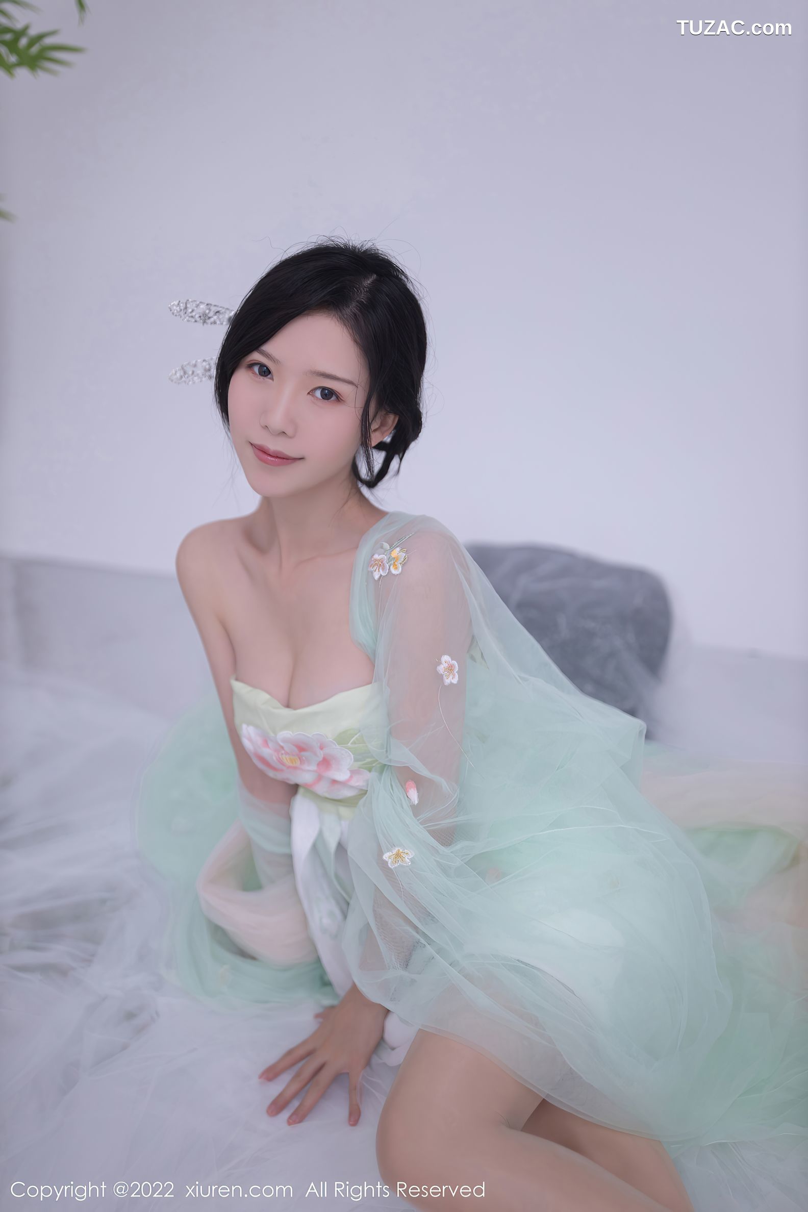 XiuRen-No.5345-利世-浅绿薄纱