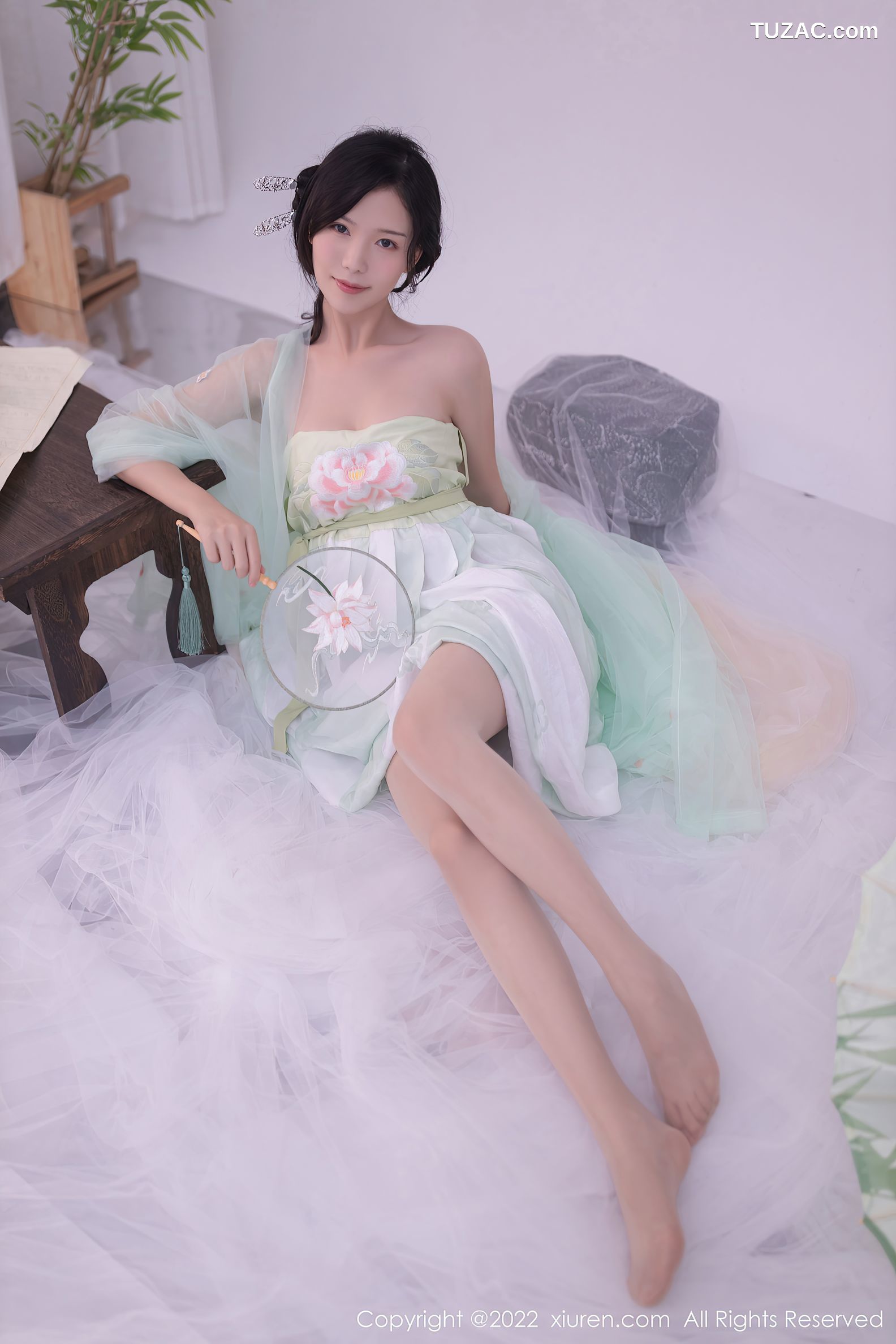 XiuRen-No.5345-利世-浅绿薄纱