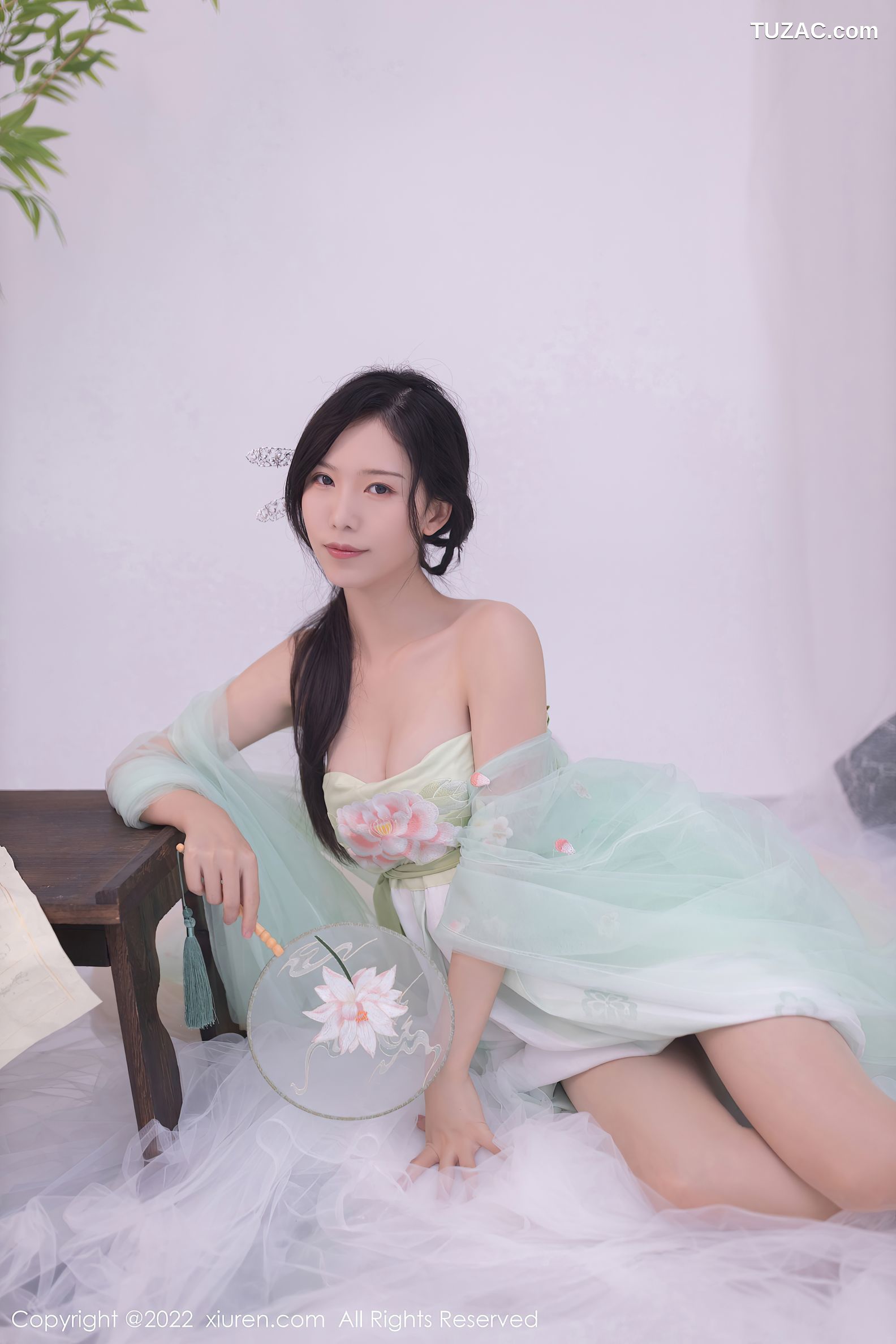 XiuRen-No.5345-利世-浅绿薄纱