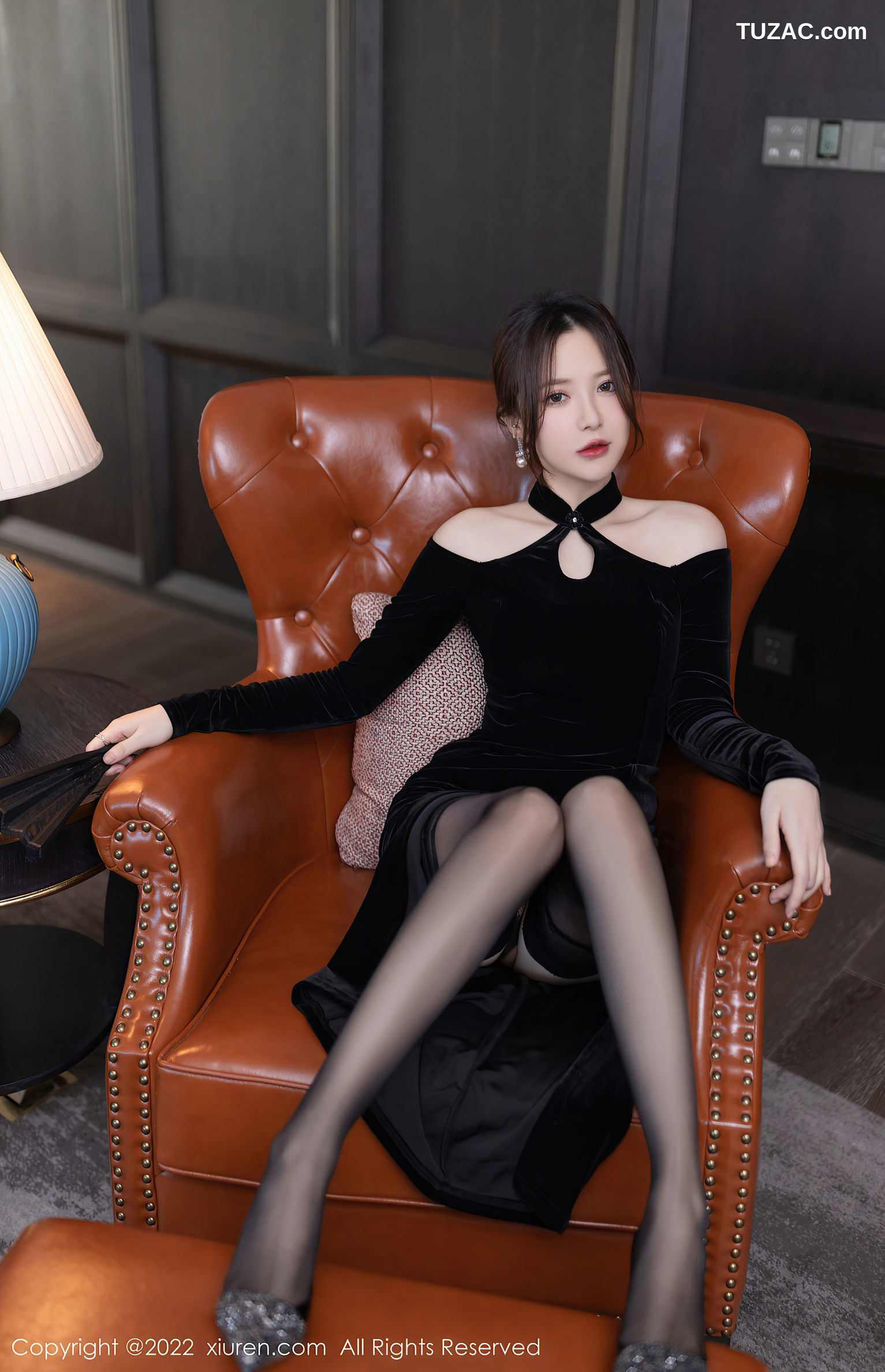 XiuRen-No.5362-鱼子酱-黑长裙礼服黑色蕾丝内衣