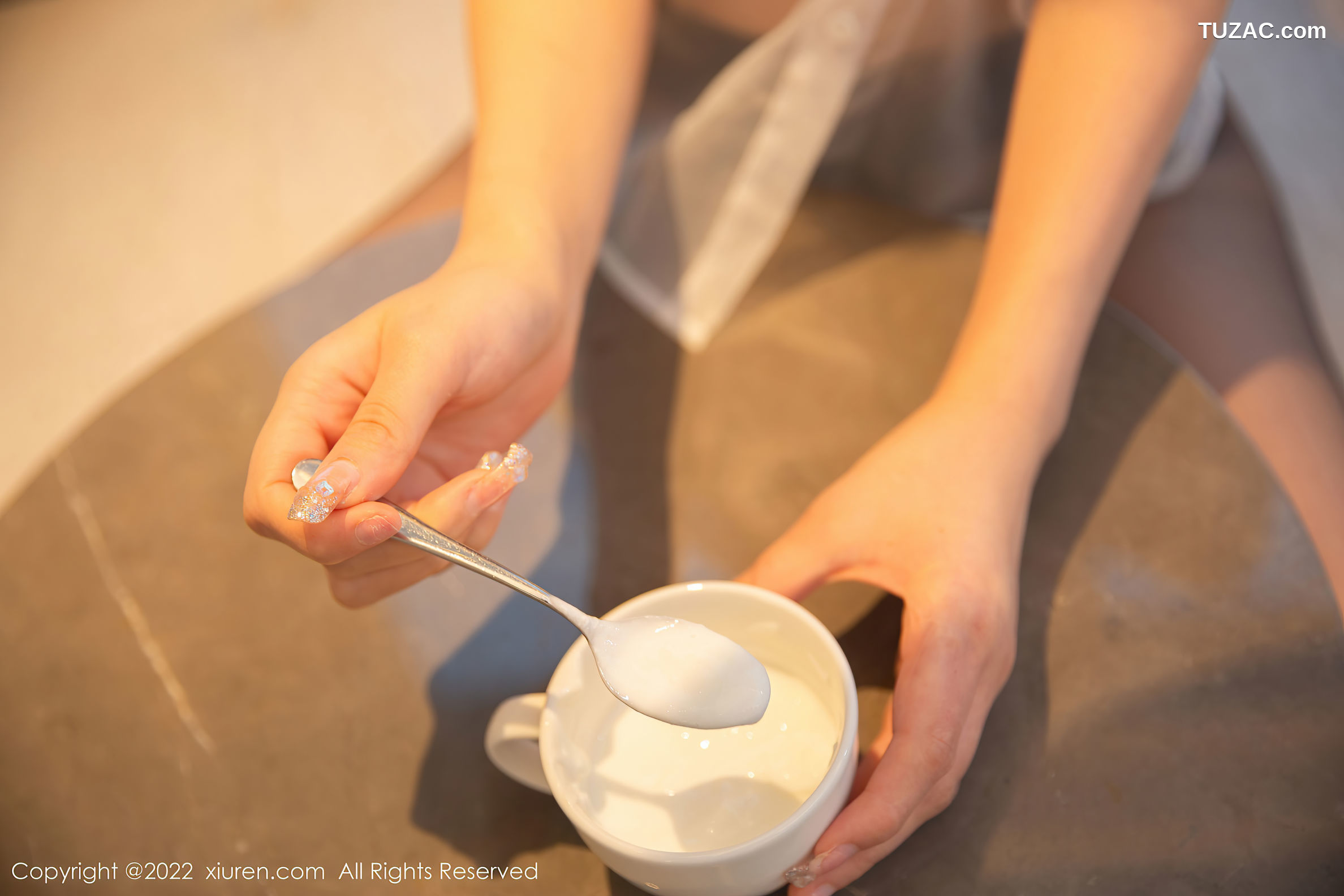 XiuRen-No.5385-熊小诺-白透视衬衫黑短裙黑丝