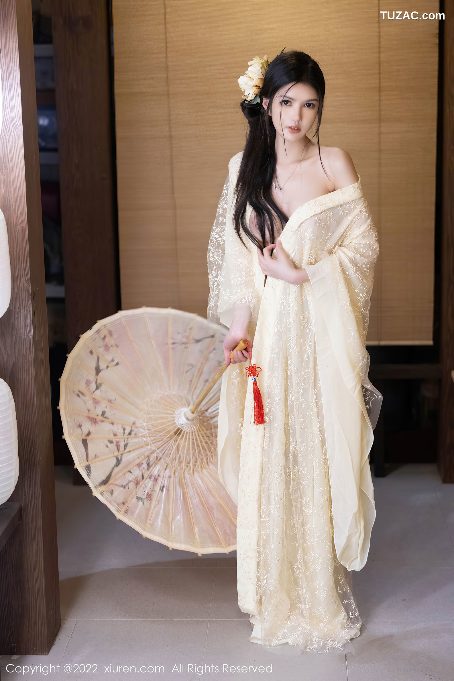 XiuRen-No.5387-媛媛酱-乳白薄纱长袍肉丝