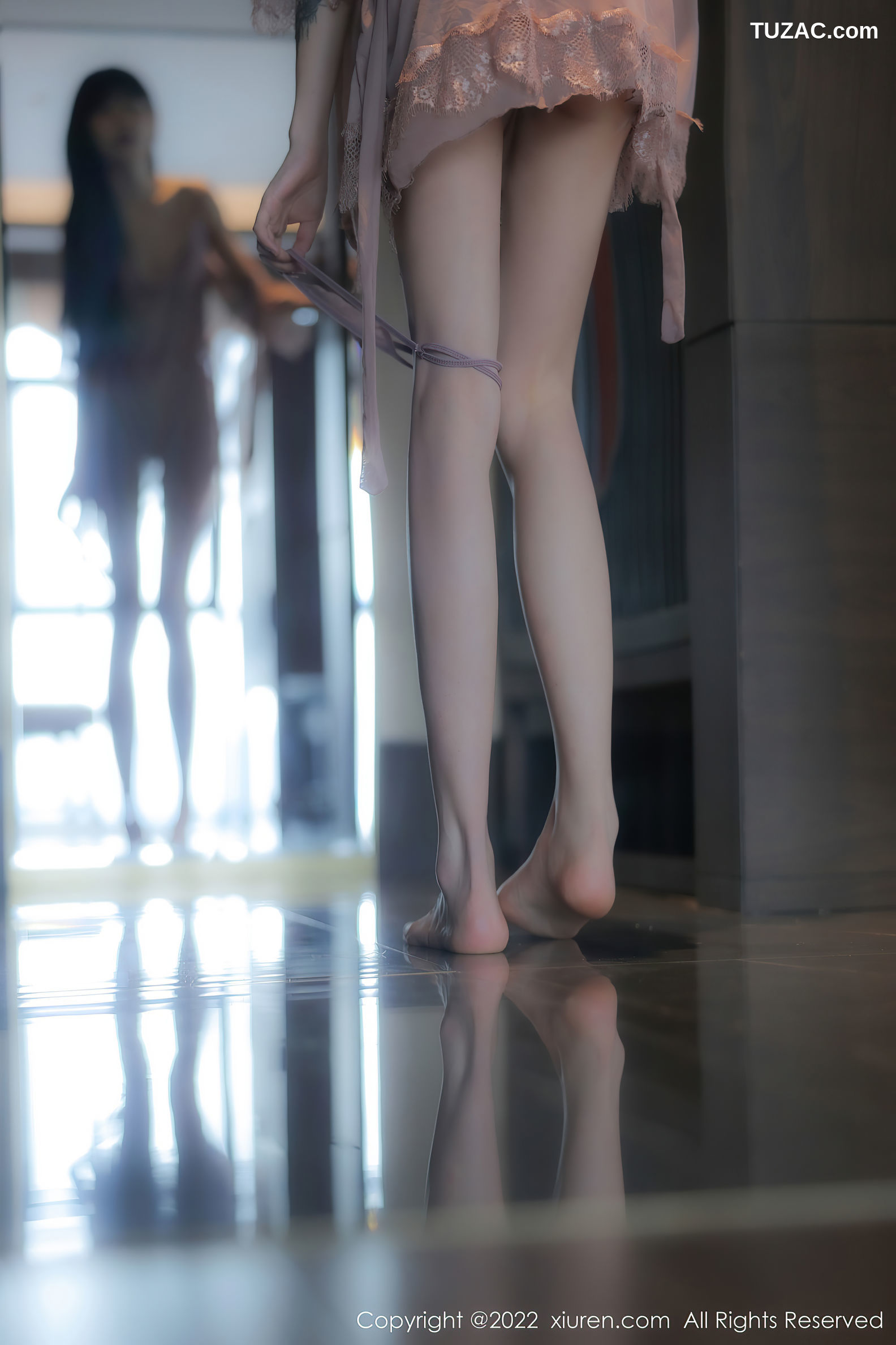 XiuRen-No.5408-77qiqi-浅粉睡衣丁字裤