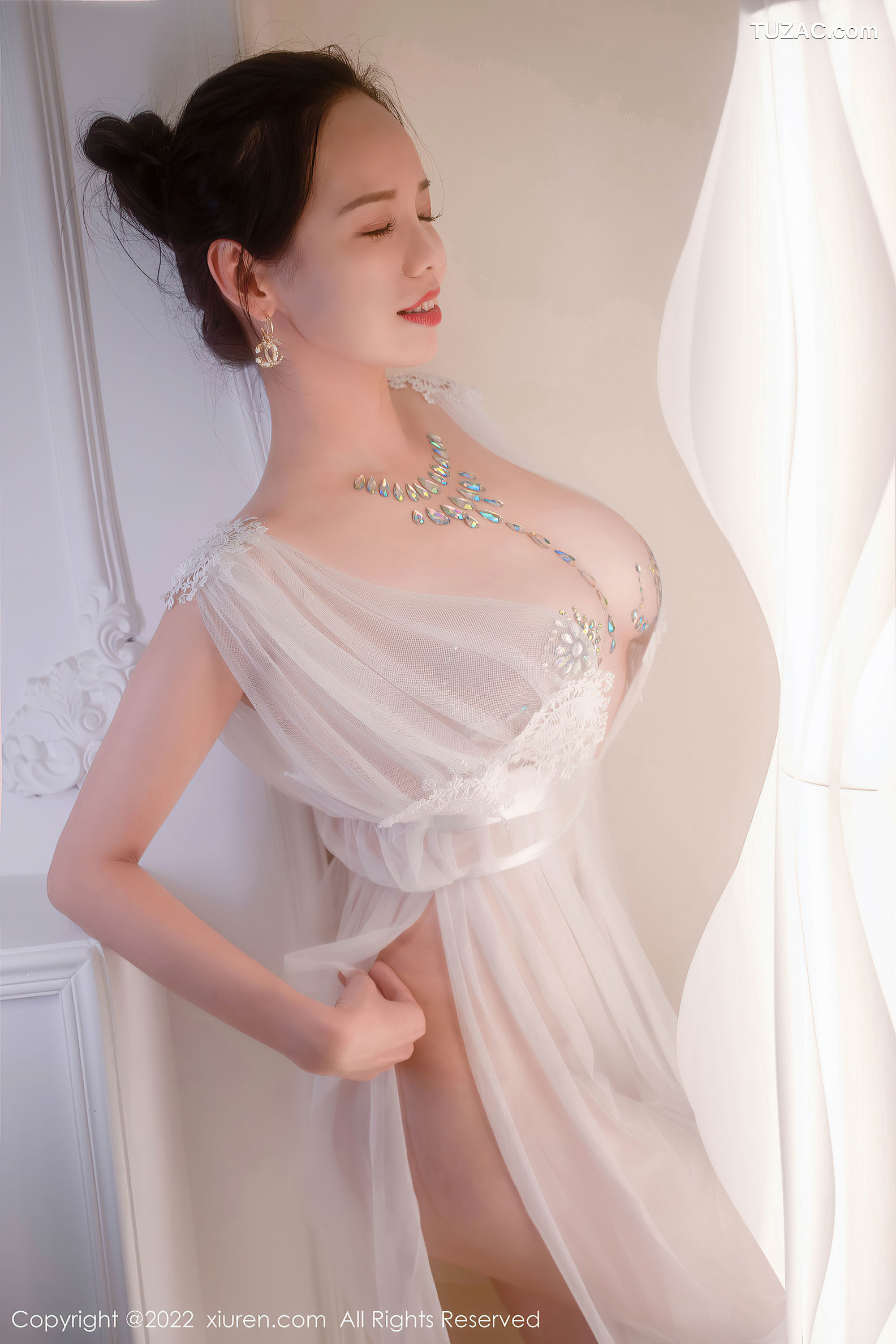 XiuRen-No.5434-大美妞儿-白纱透视裙真空乳贴