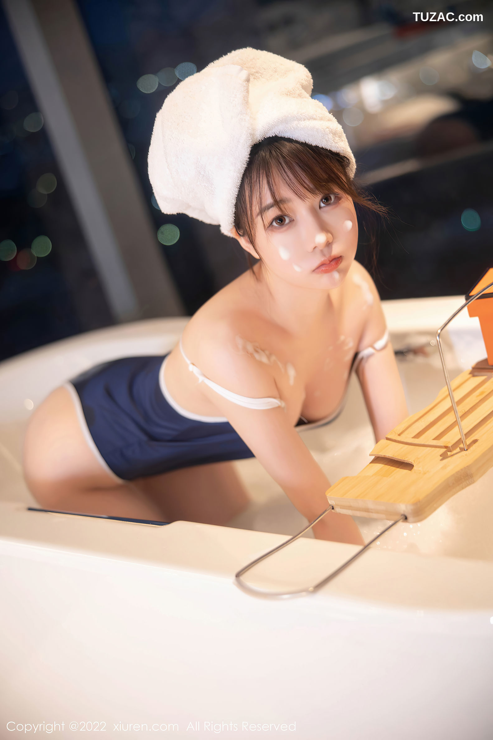 XiuRen-No.5477-婠婠么-蓝色死库水浴缸