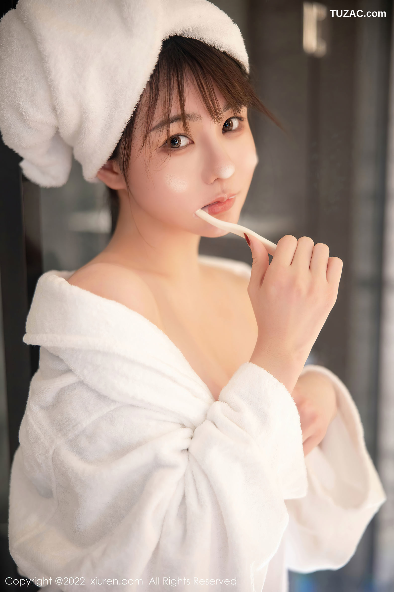 XiuRen-No.5477-婠婠么-蓝色死库水浴缸