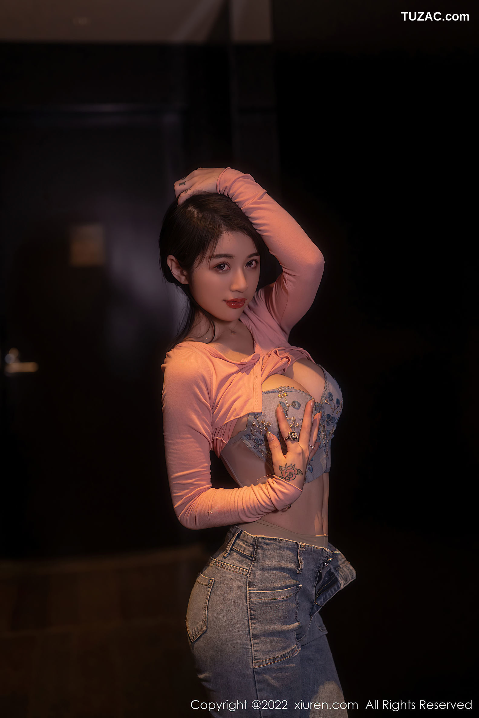 XiuRen-No.5506-美七-粉衫牛仔裤肉丝