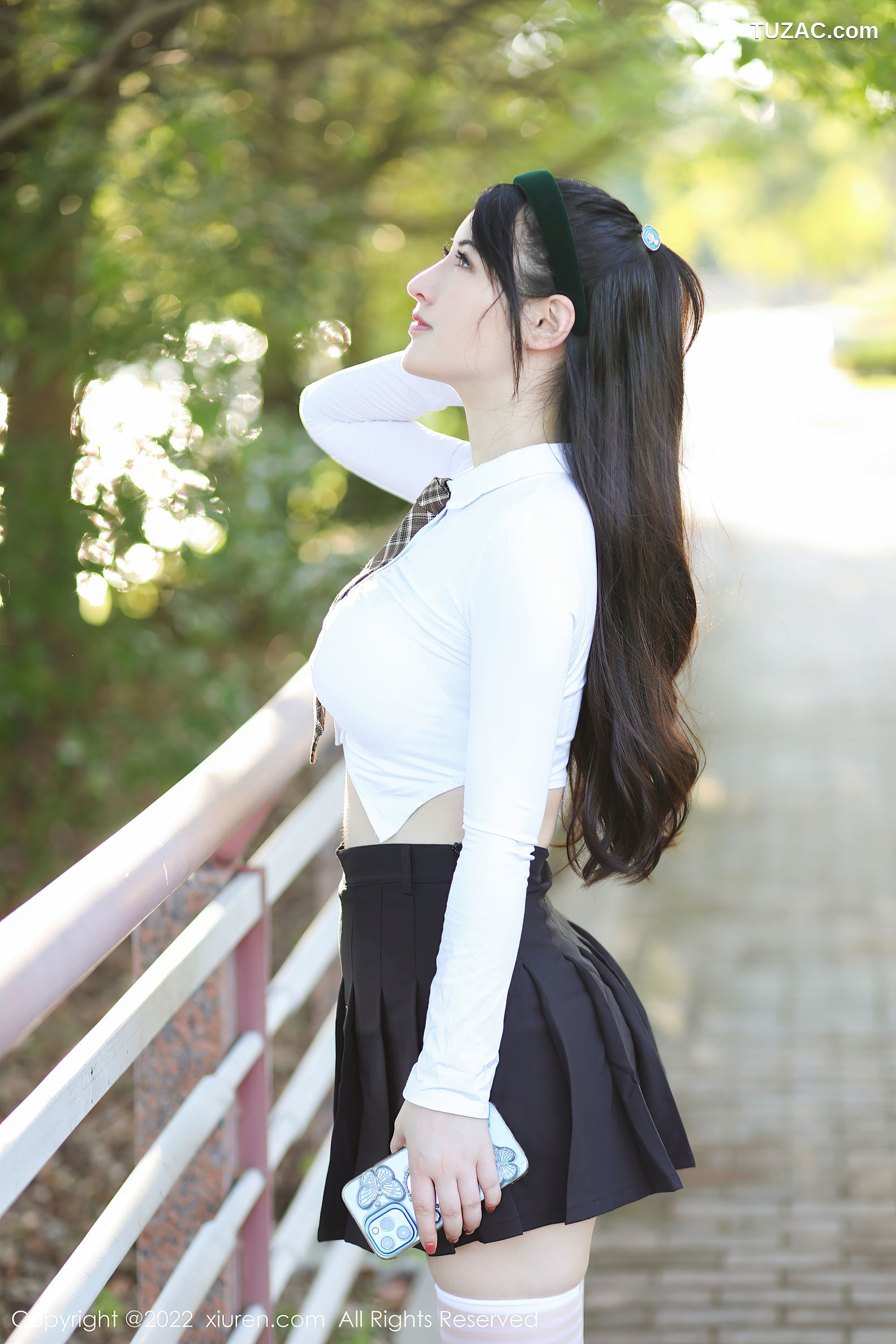 XiuRen-No.5512-诗诗kiki-白衣黑裙白袜学生装