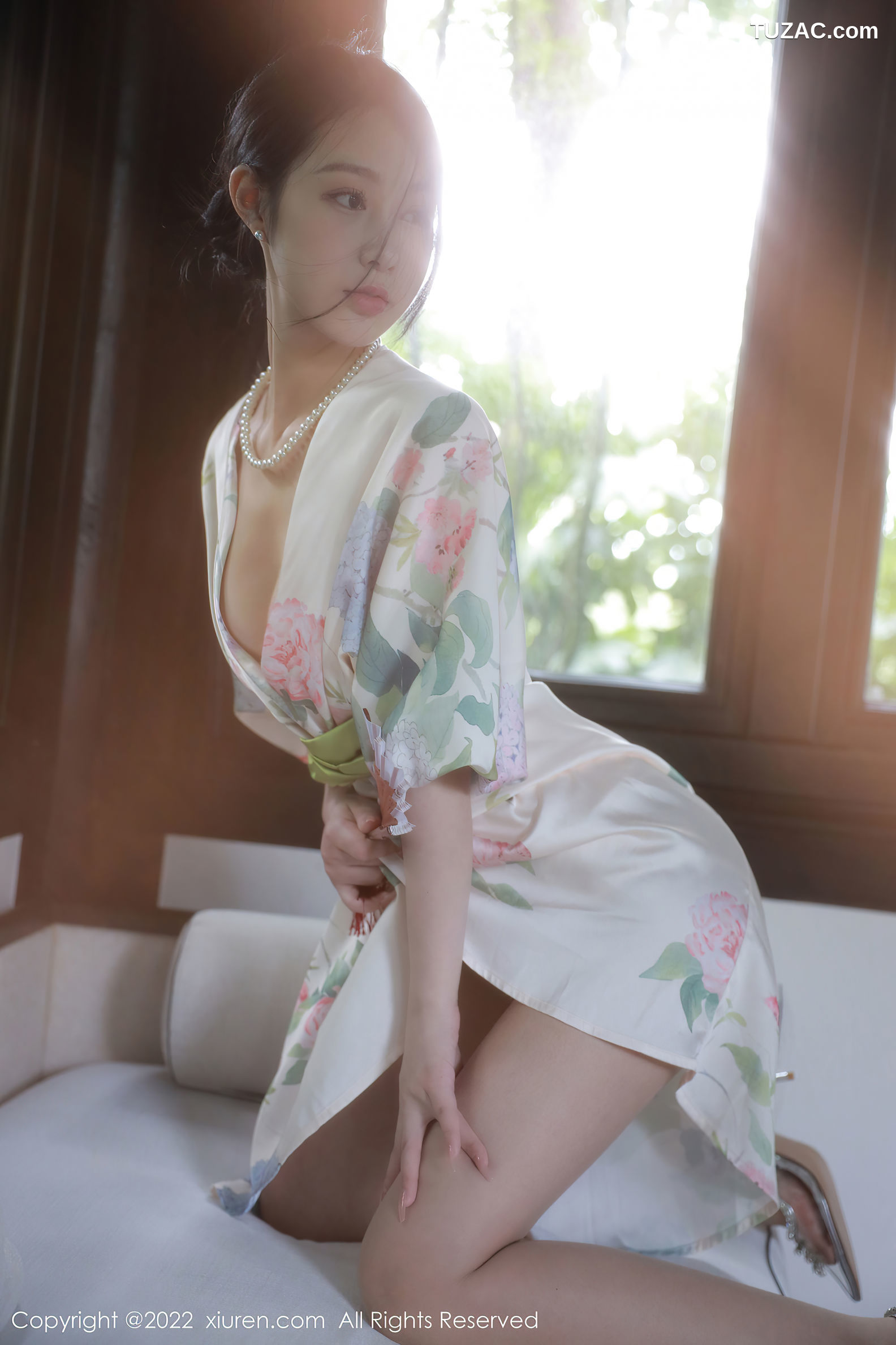 XiuRen-No.5514-谢晚晚-印花白古风裙肉丝