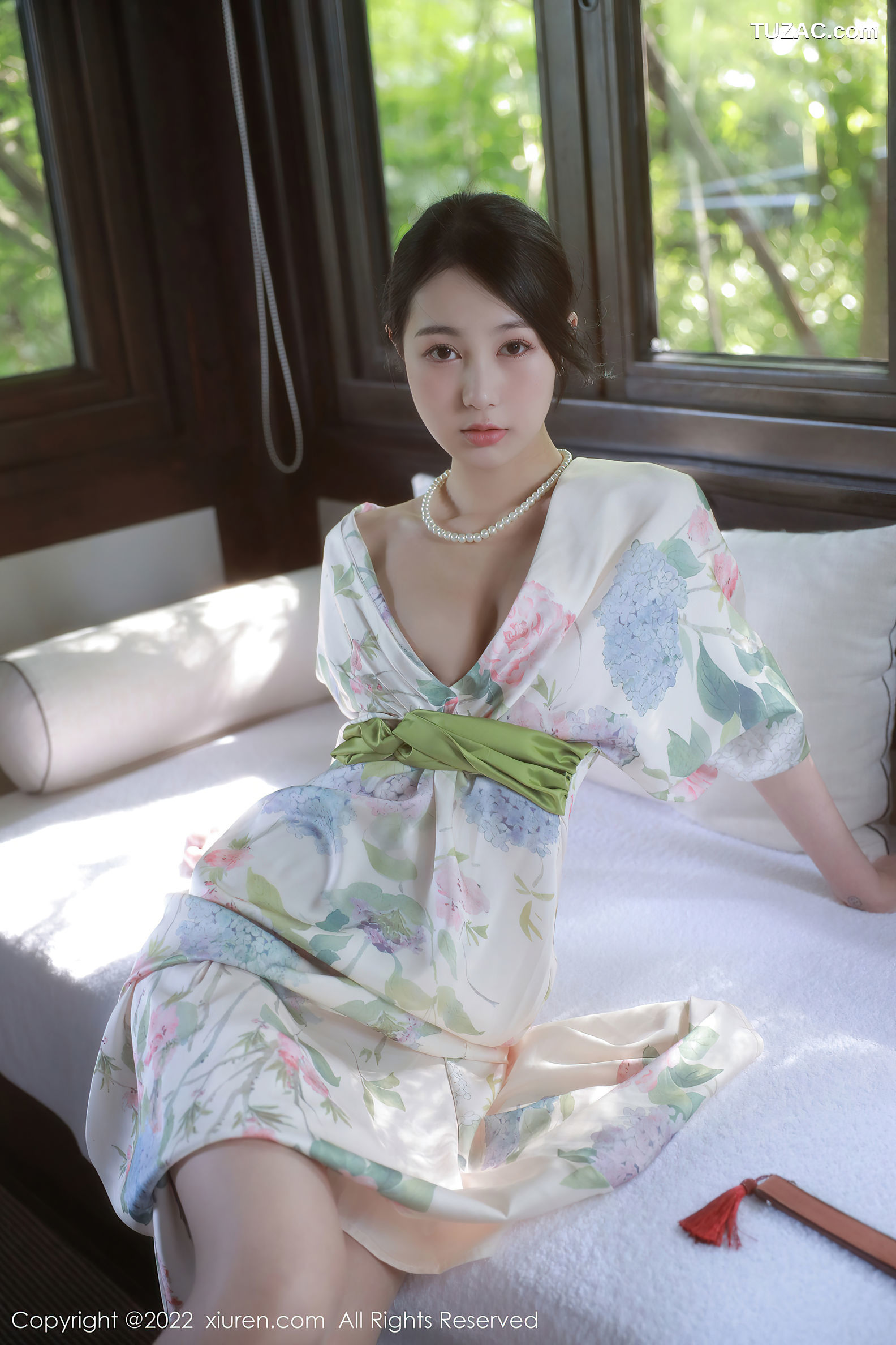 XiuRen-No.5514-谢晚晚-印花白古风裙肉丝