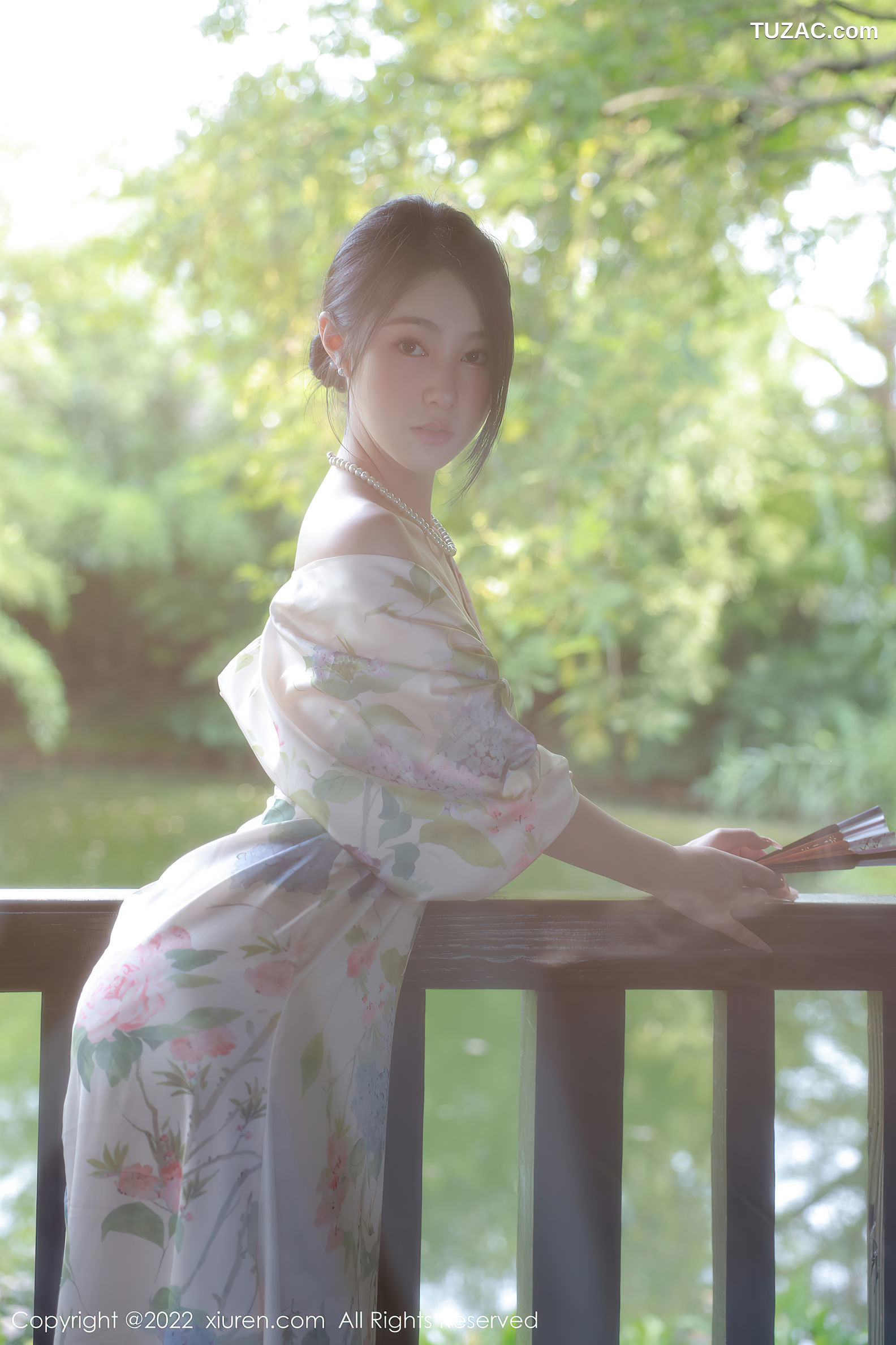 XiuRen-No.5514-谢晚晚-印花白古风裙肉丝