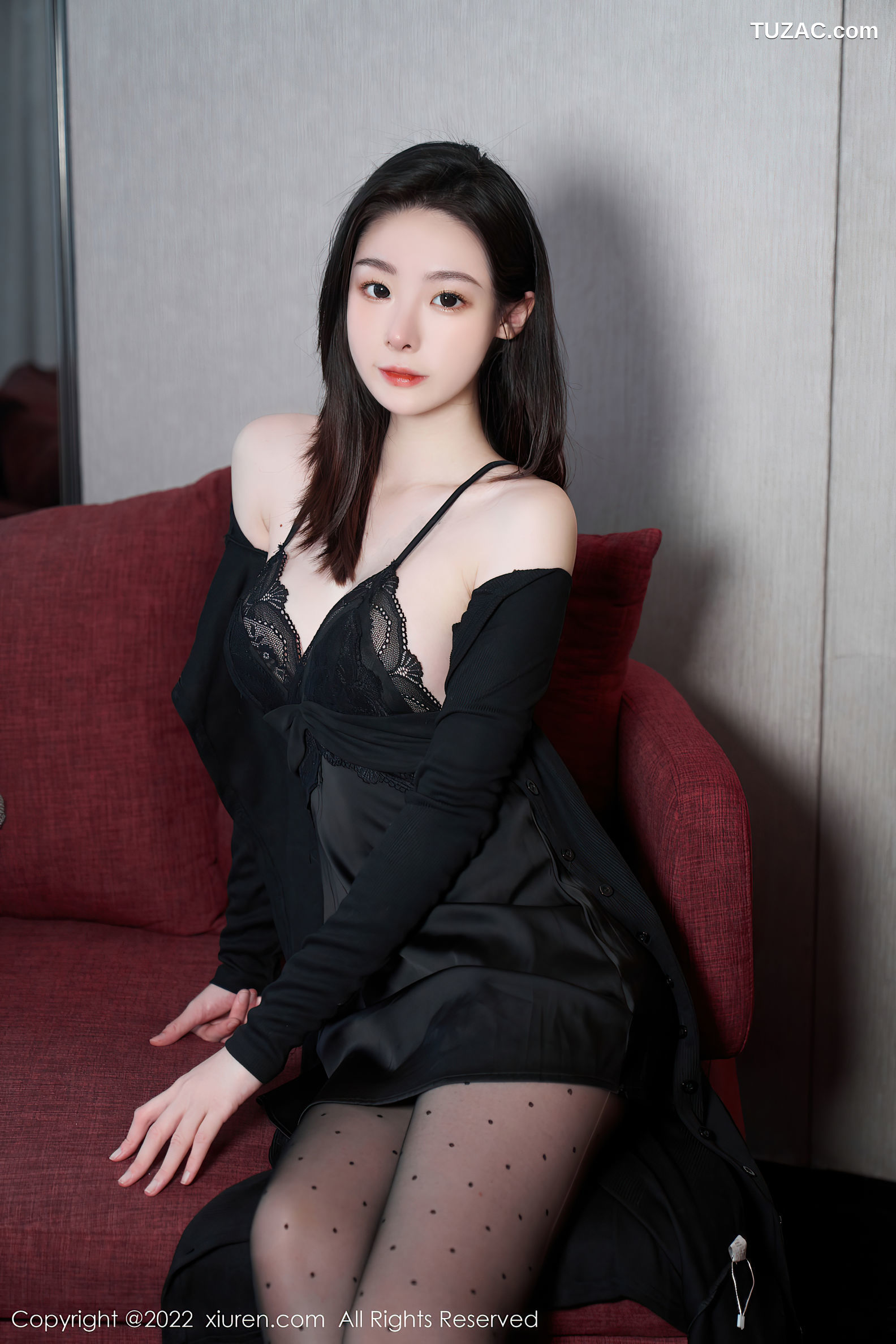 XiuRen-No.5529-是小逗逗-黑礼服裙黑睡衣黑丝