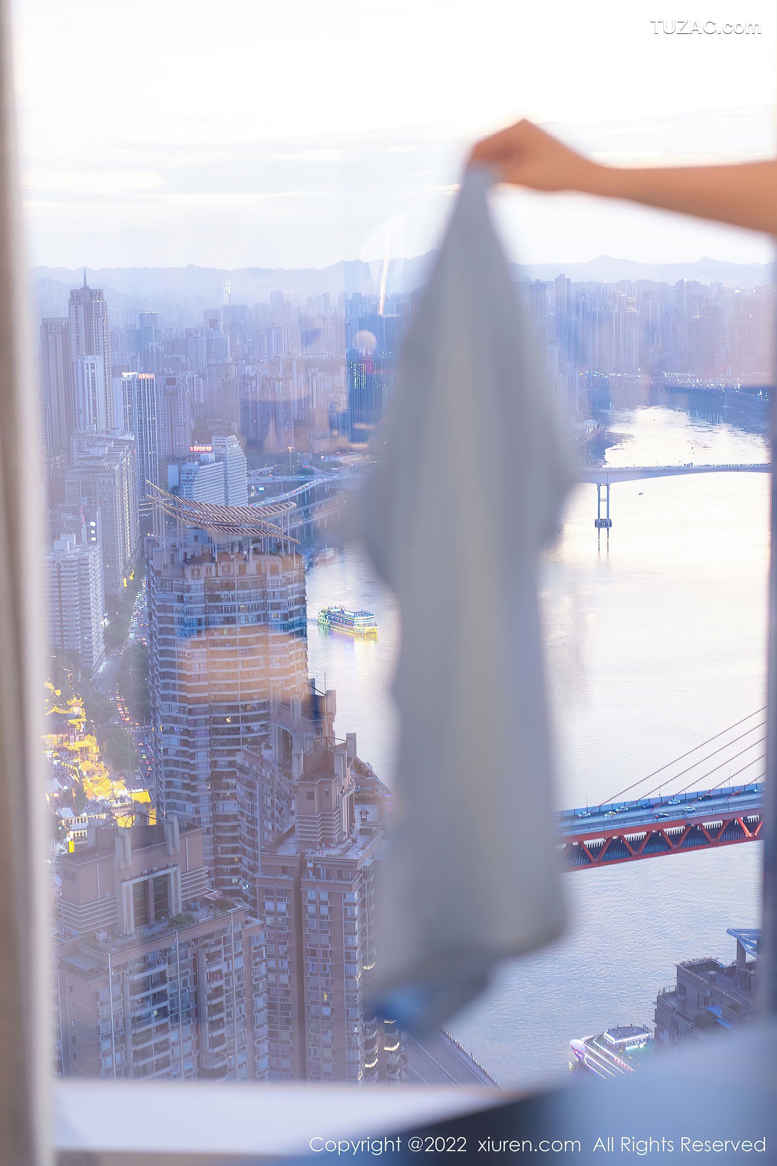 XiuRen-No.5550-刘钰儿-淡蓝吊带长裙