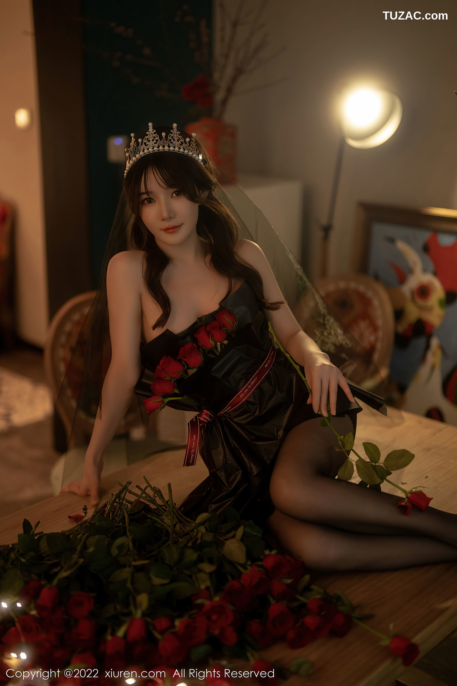 XiuRen-No.5552-婠婠么-玫瑰公主黑丝