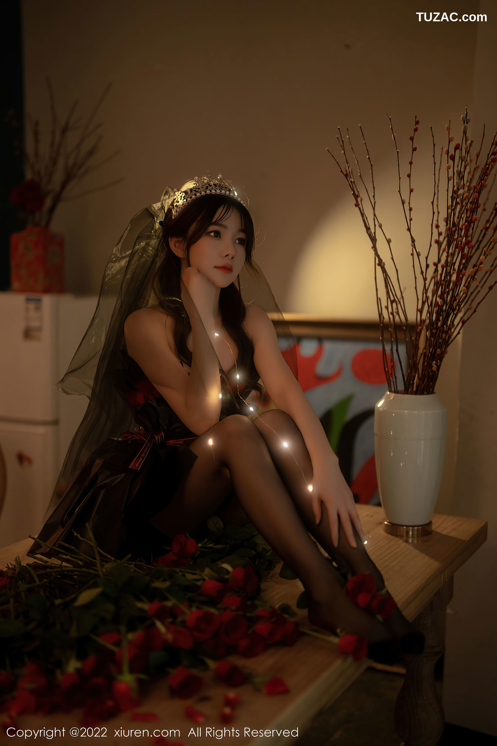 XiuRen-No.5552-婠婠么-玫瑰公主黑丝