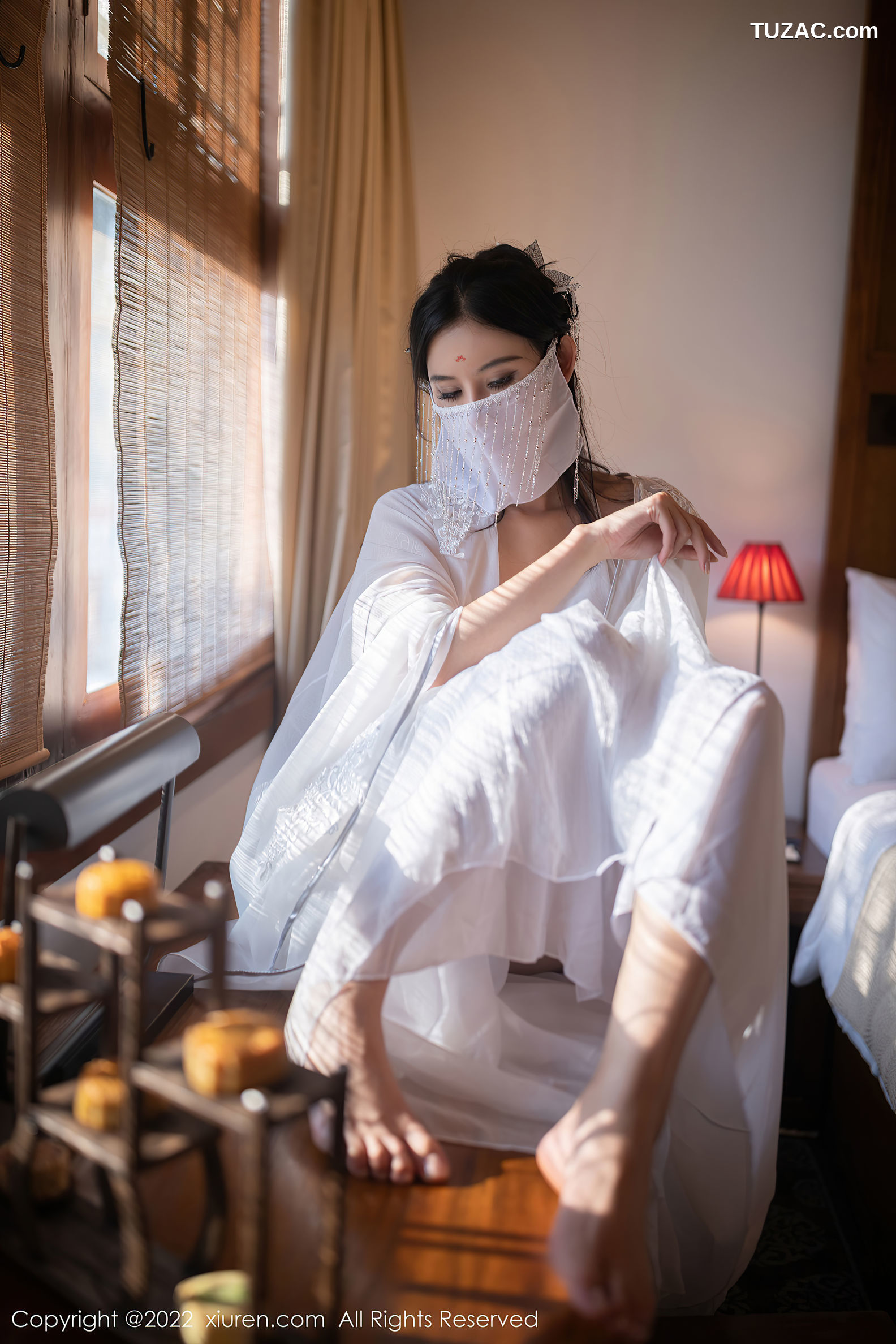 XiuRen-No.5573-就是阿朱啊-白纱古风裙白肚兜