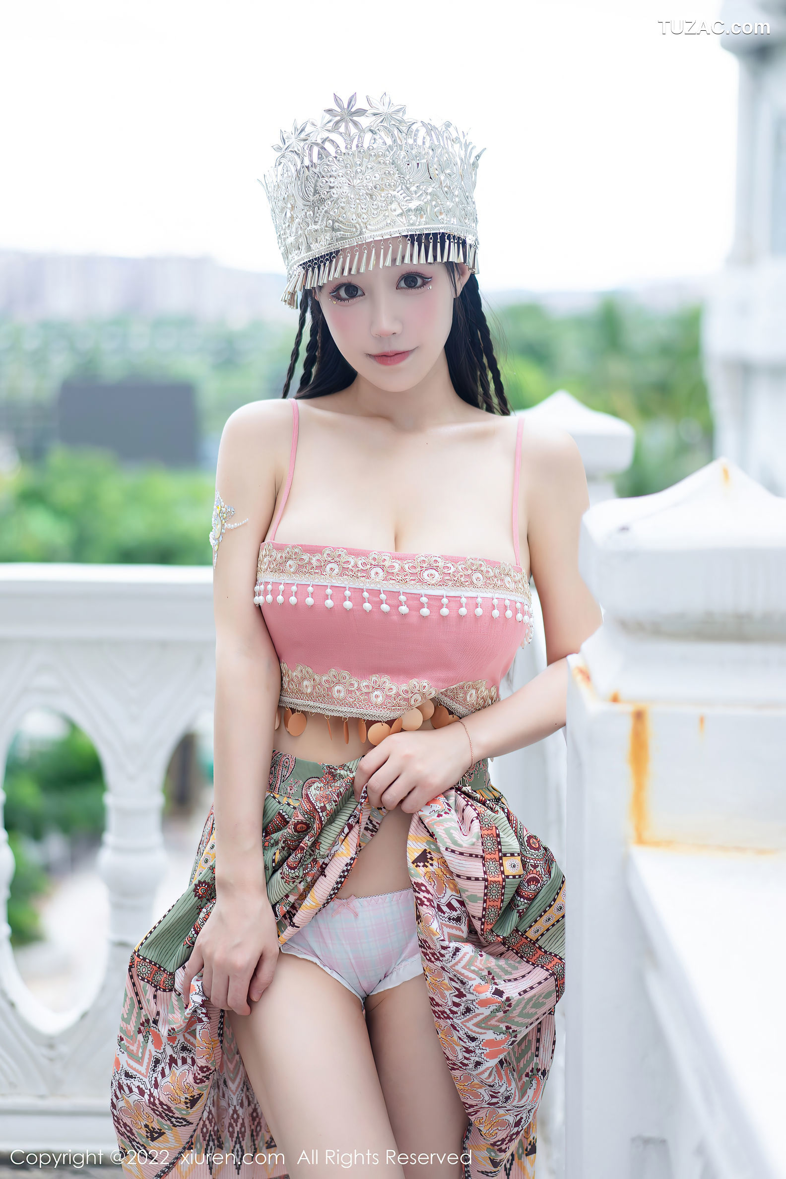 XiuRen-No.5615-朱可儿苗族服饰粉色抹胸全裸