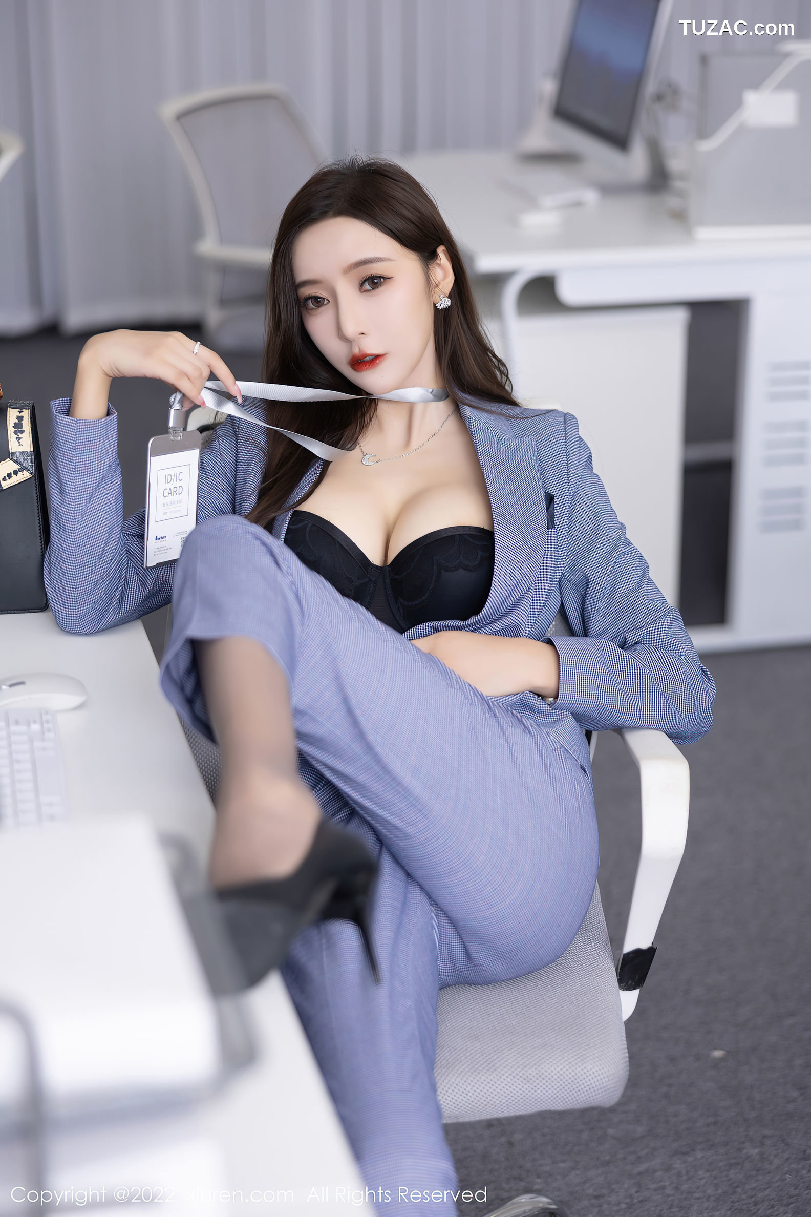 XiuRen-No.5629-王馨瑶-灰蓝职业裤装黑内
