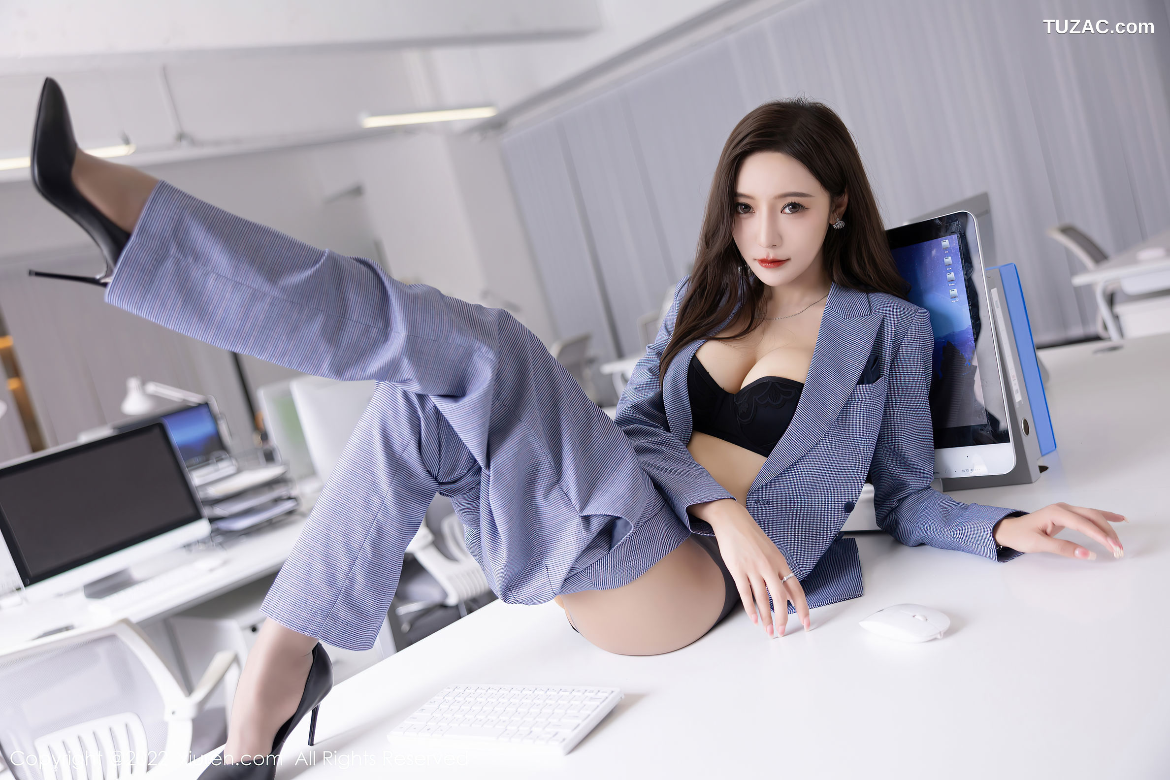 XiuRen-No.5629-王馨瑶-灰蓝职业裤装黑内