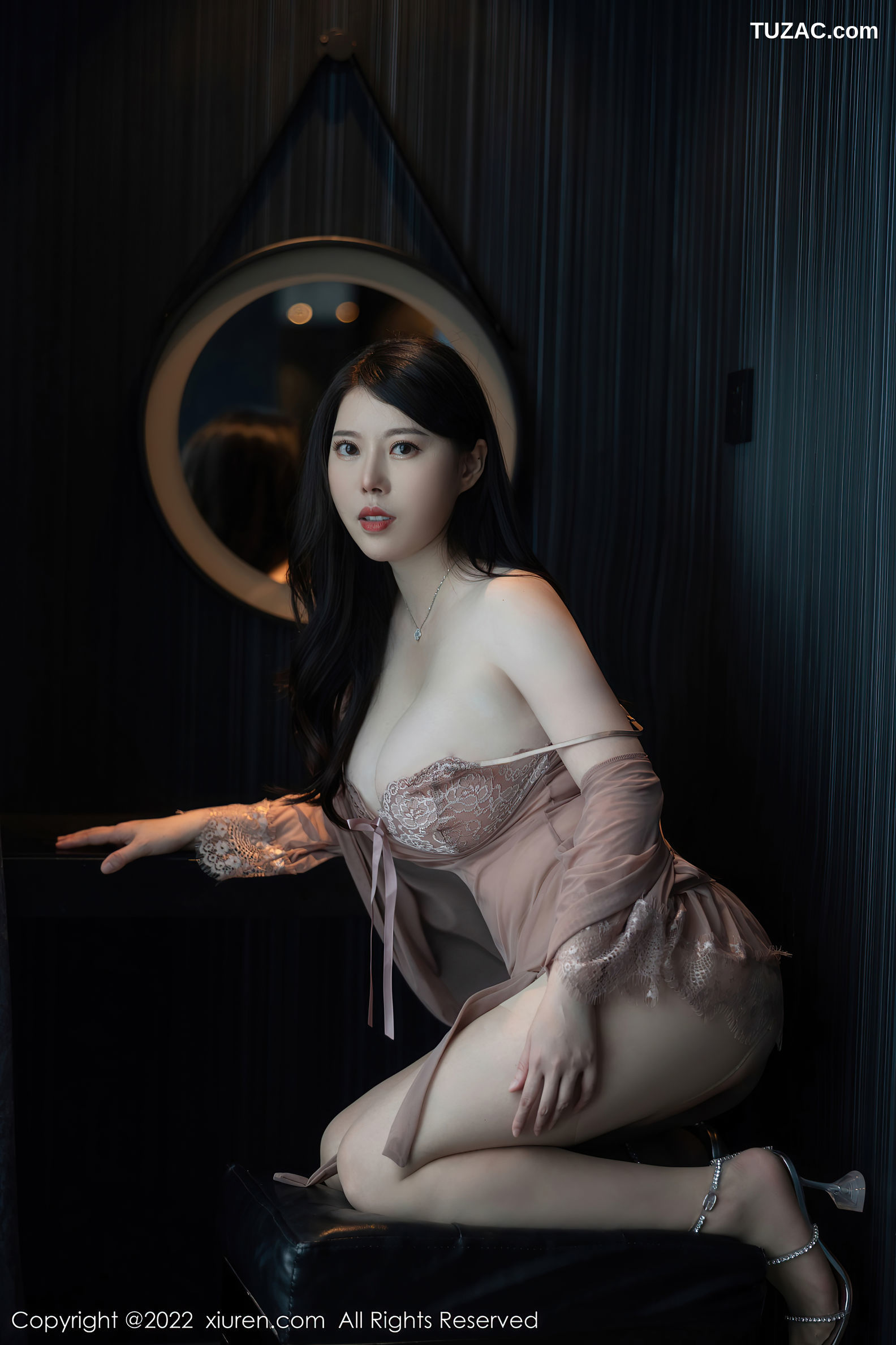 XiuRen-No.5641-白茹雪-暗粉透视睡衣蕾丝内衣