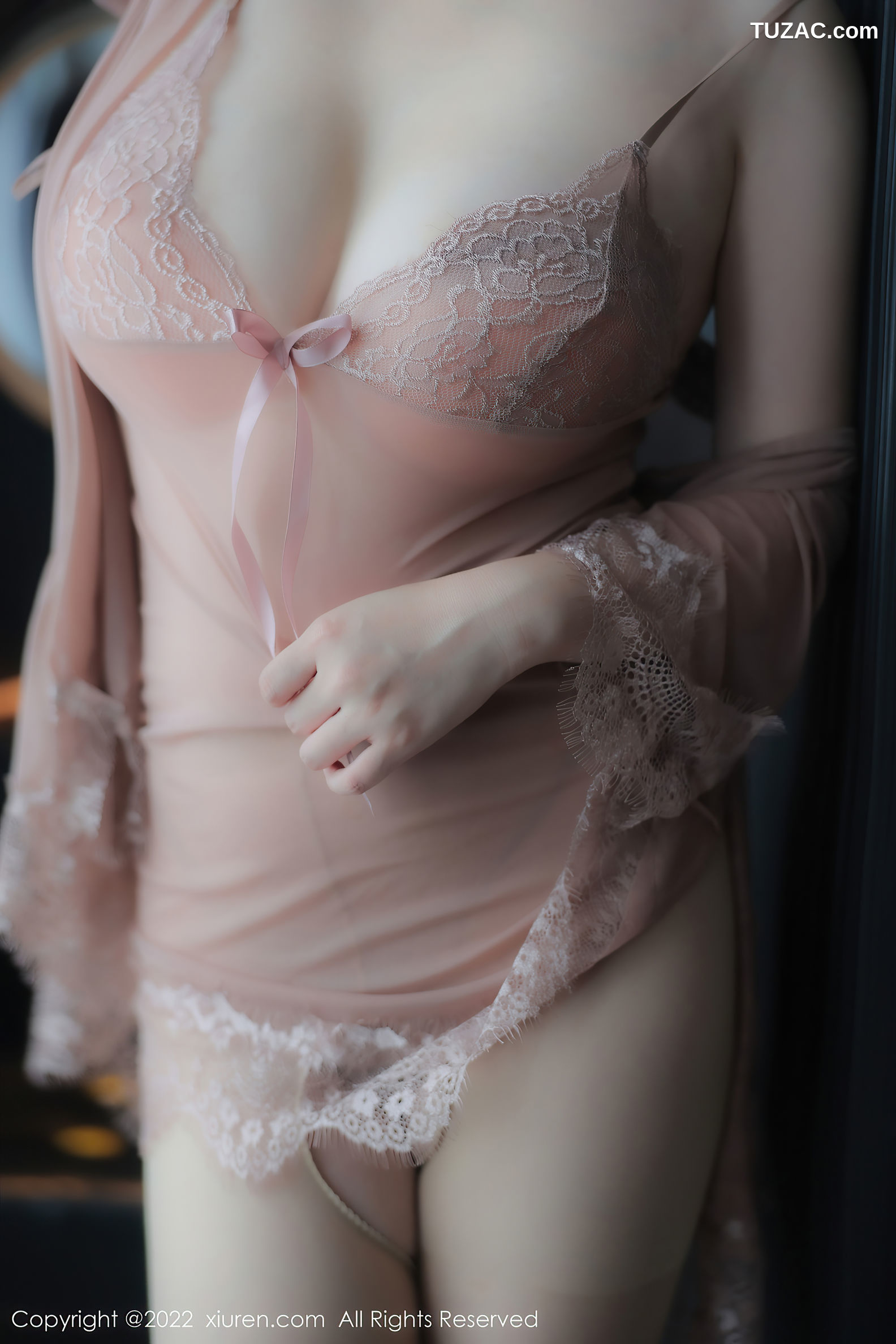 XiuRen-No.5641-白茹雪-暗粉透视睡衣蕾丝内衣