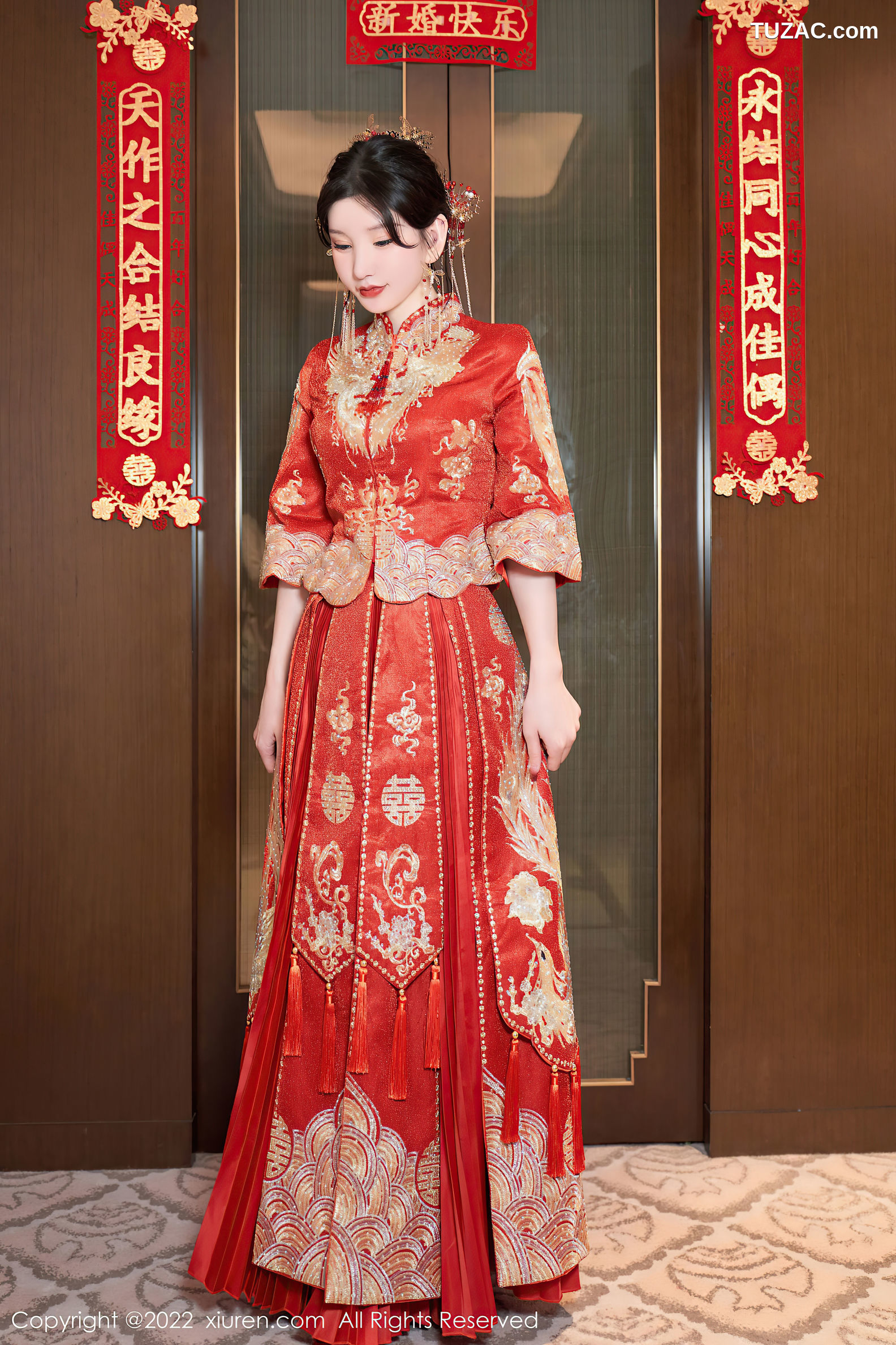 XiuRen-No.5675-周于希-新娘红装下的黑色情趣内衣