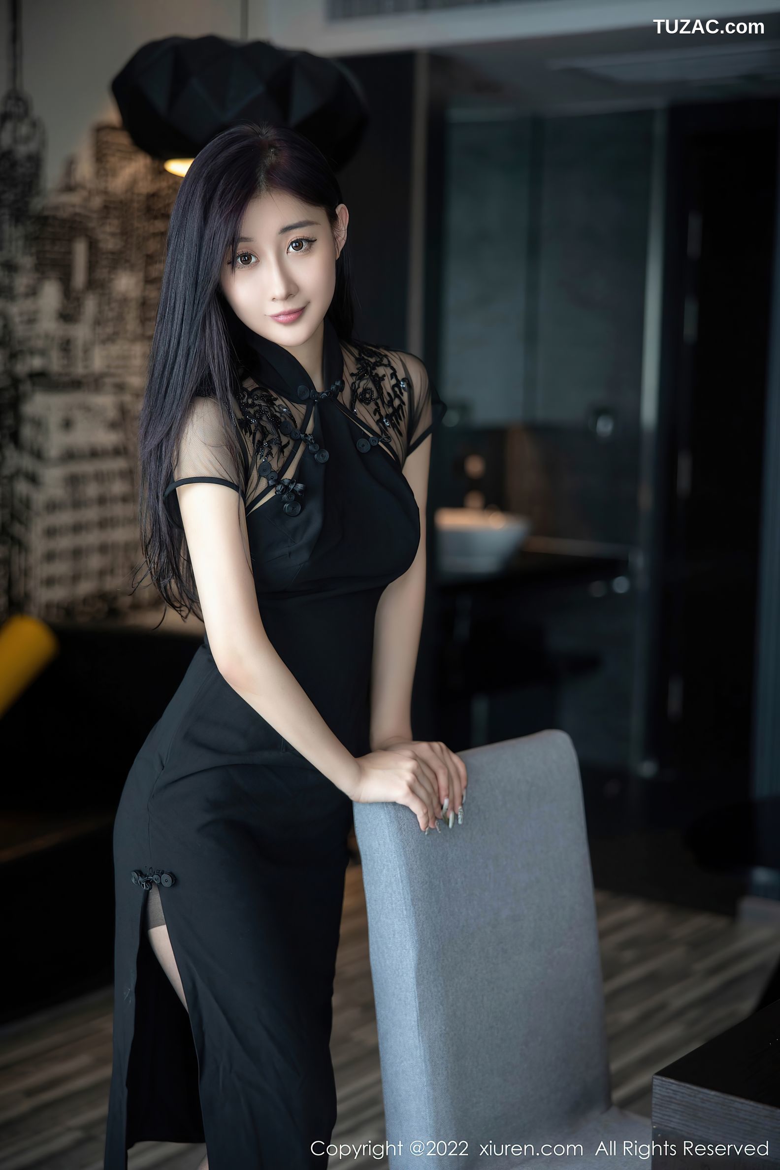 XiuRen-No.5691-顾楚楚-黑色礼服裙红内衣黑丝