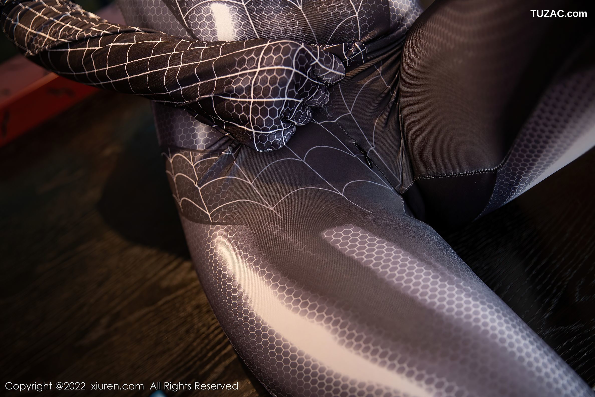 XiuRen-No.5695-江真真-灰色蜘蛛侠