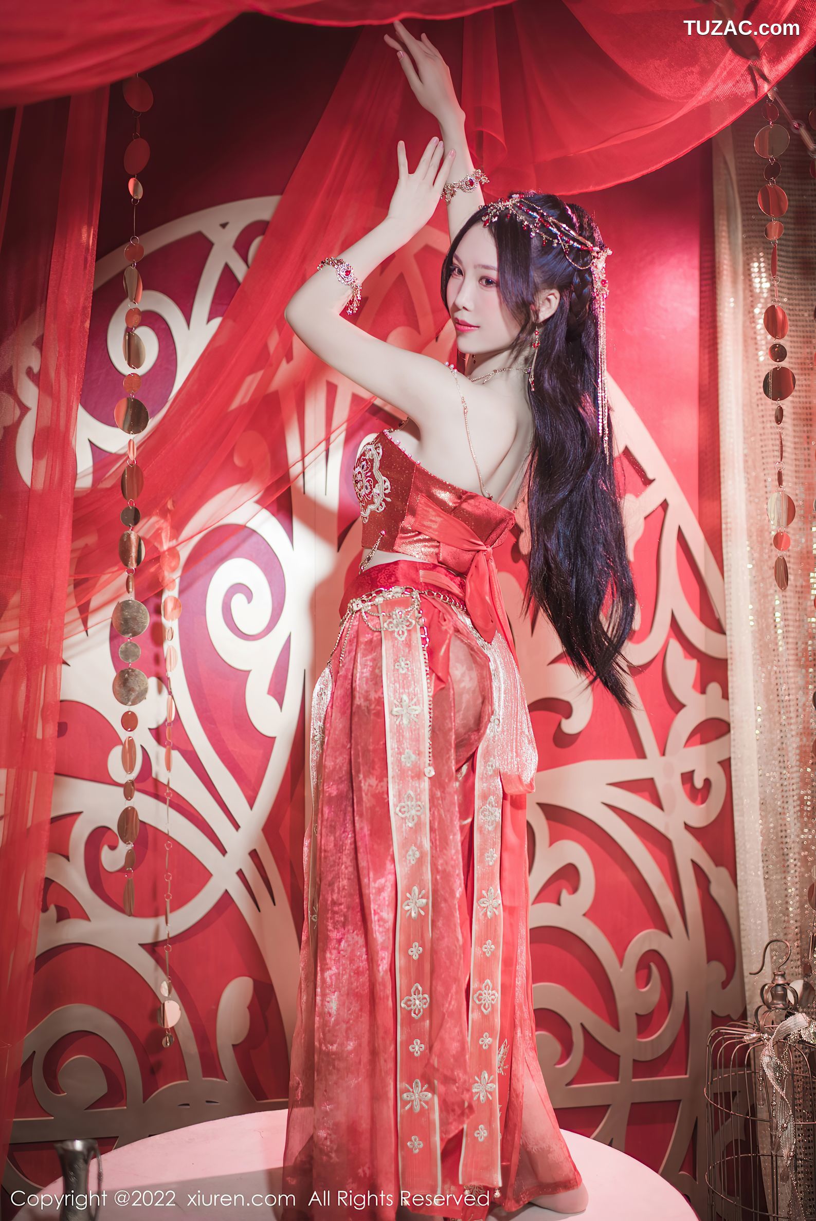 XiuRen-No.5699-利世-红裙西域公主红带束胸