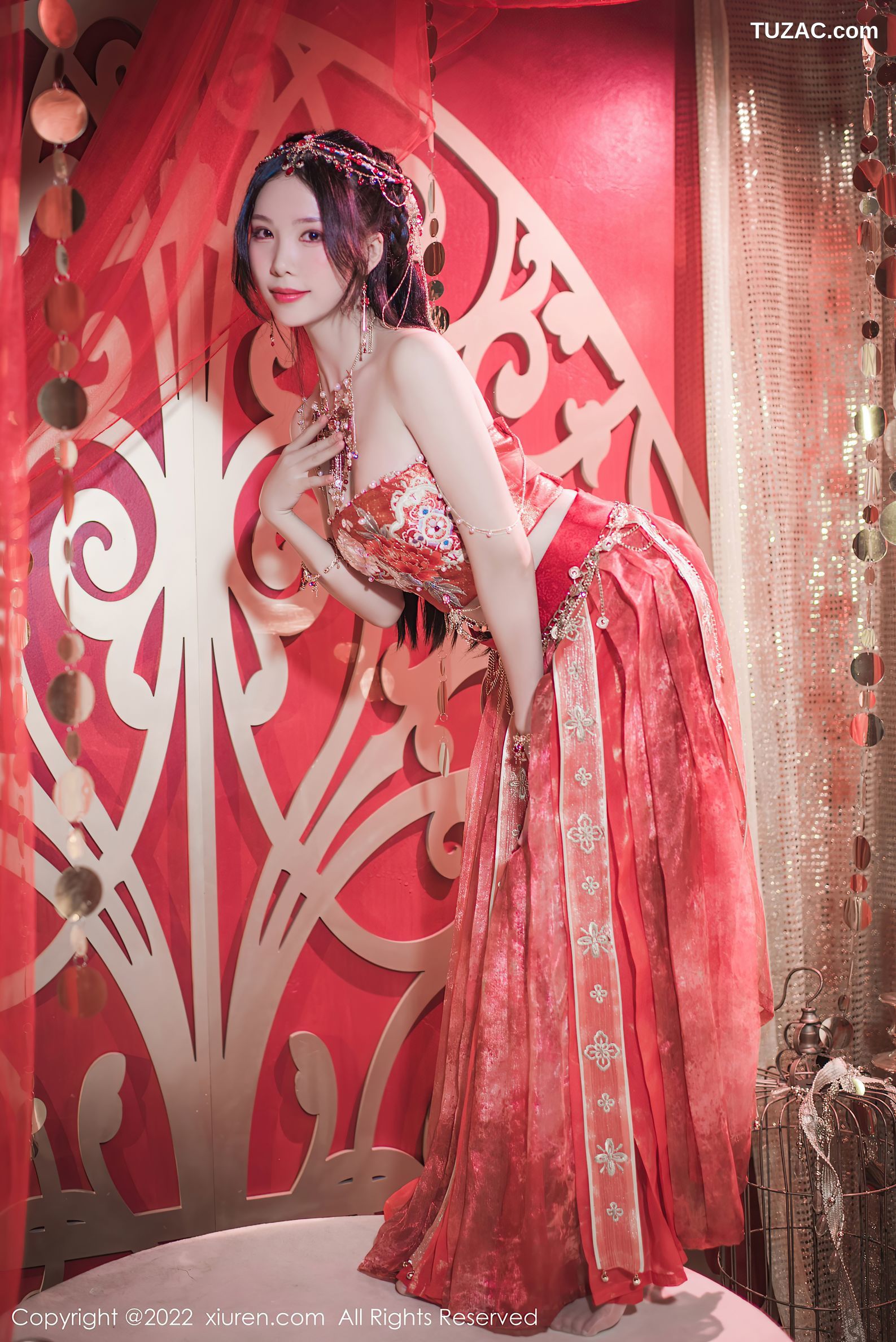 XiuRen-No.5699-利世-红裙西域公主红带束胸