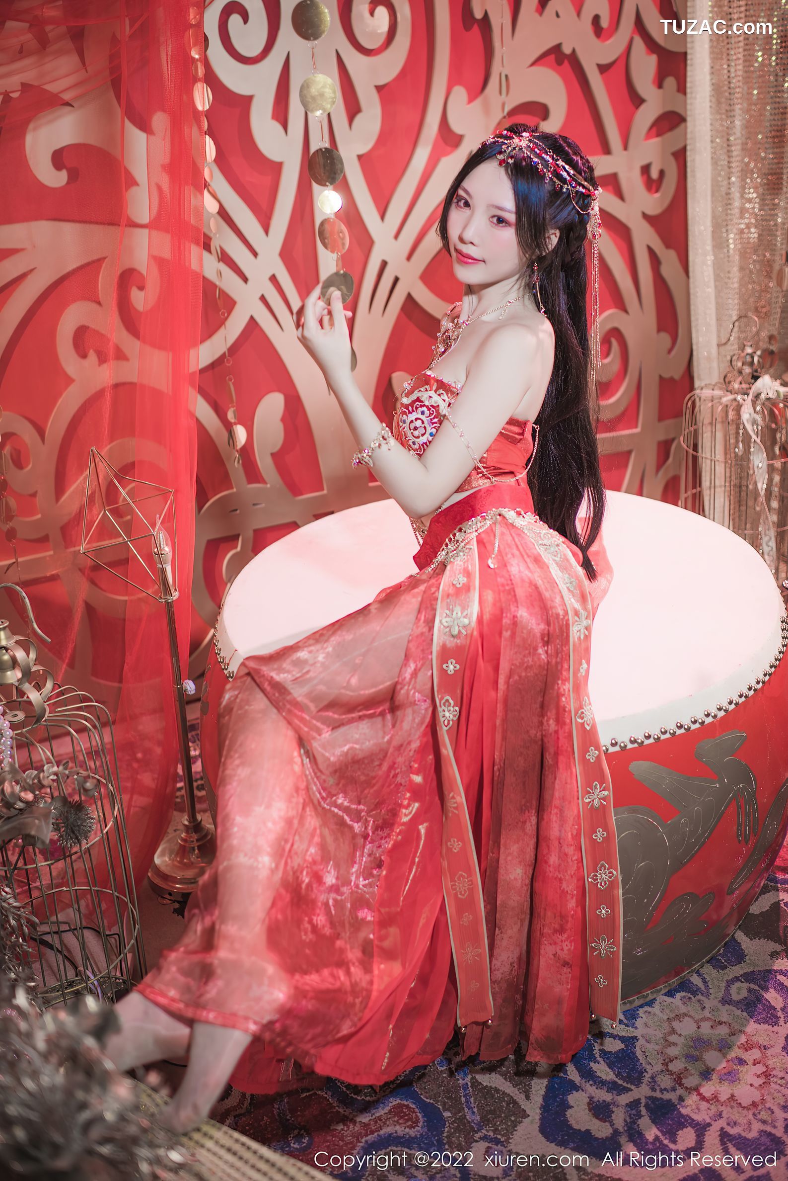 XiuRen-No.5699-利世-红裙西域公主红带束胸