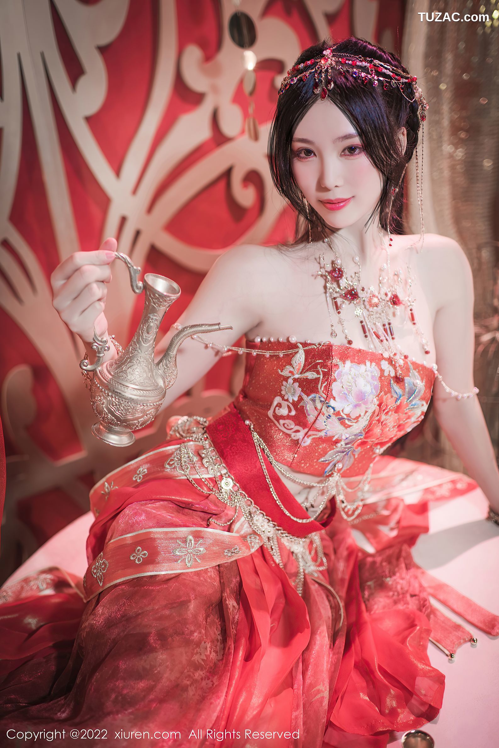 XiuRen-No.5699-利世-红裙西域公主红带束胸
