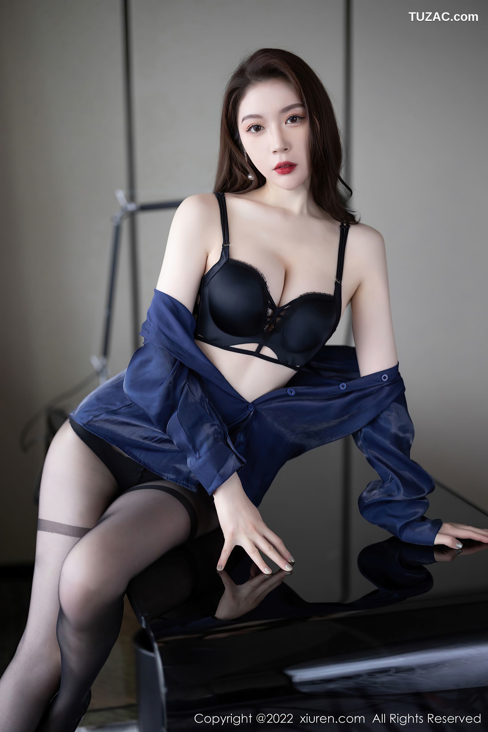 XiuRen-No.5729-梦心玥-深蓝衫裙职业装黑丝