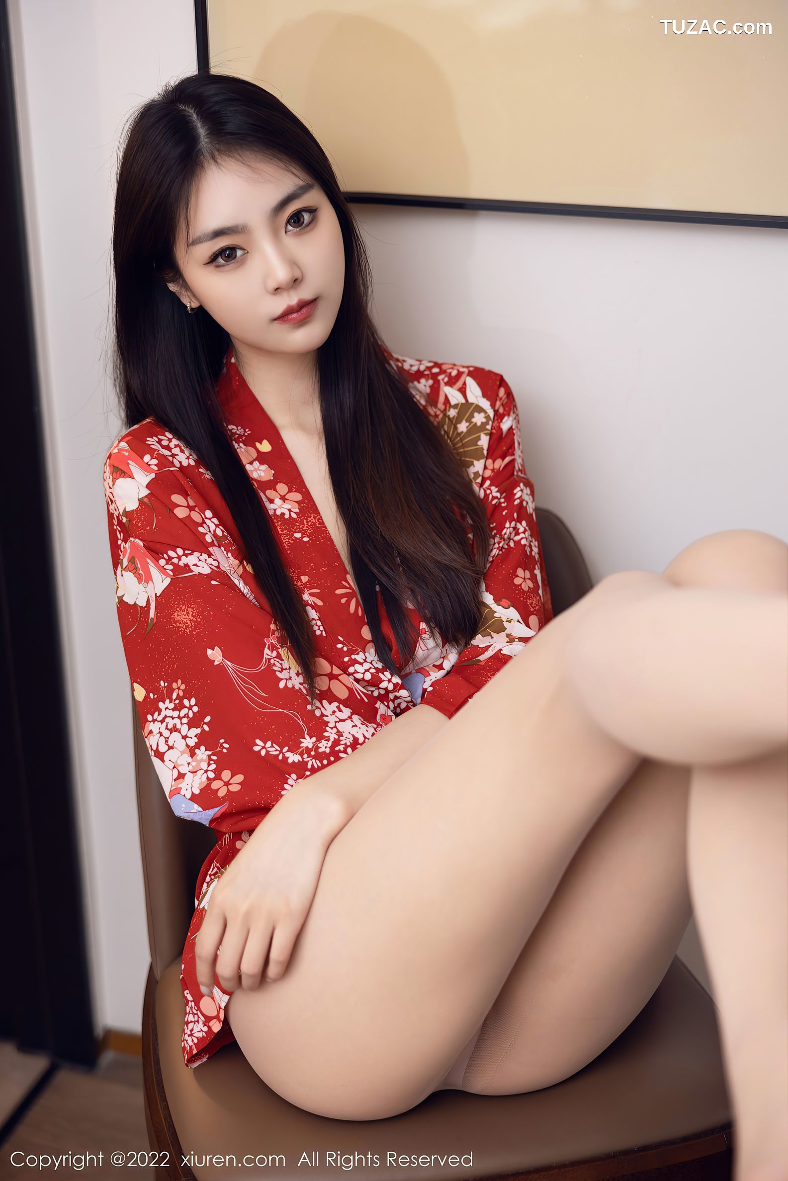 XiuRen-No.5736-可乐-大红色睡衫肉丝