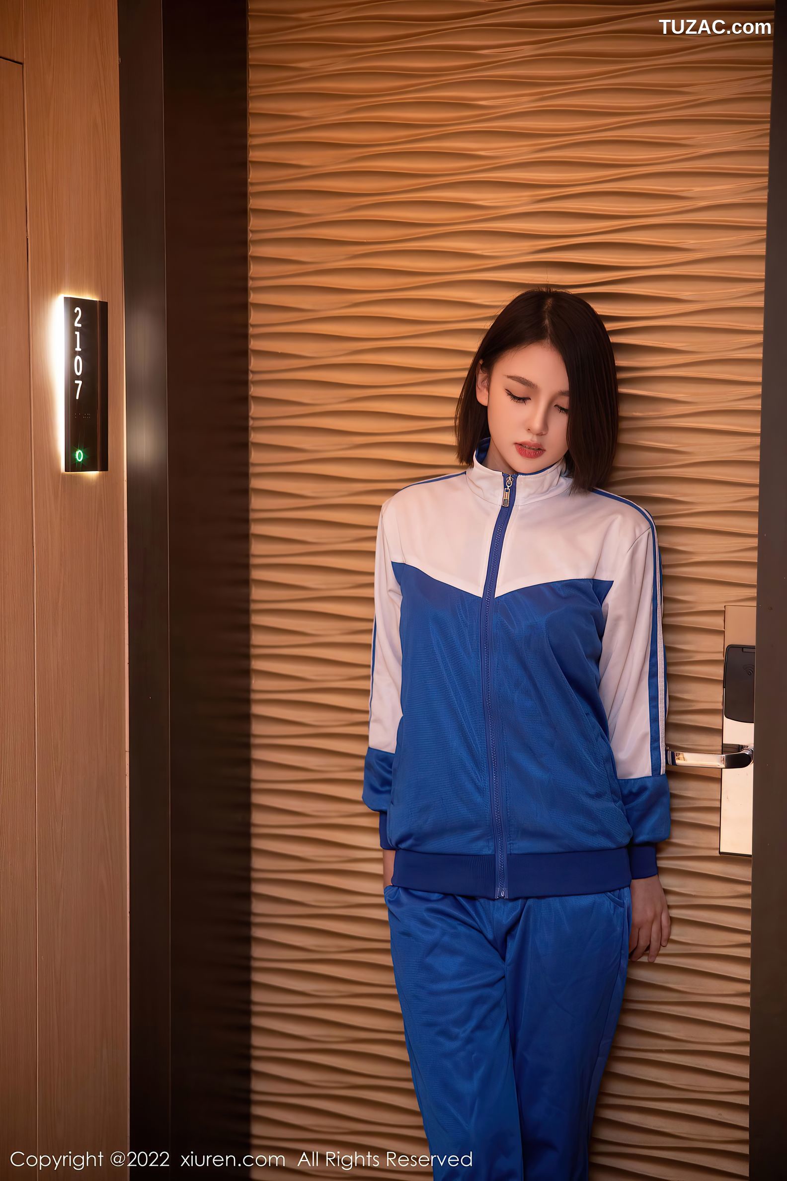 XiuRen-No.5766-美羊羊-运动服女生宾馆黑丝援交