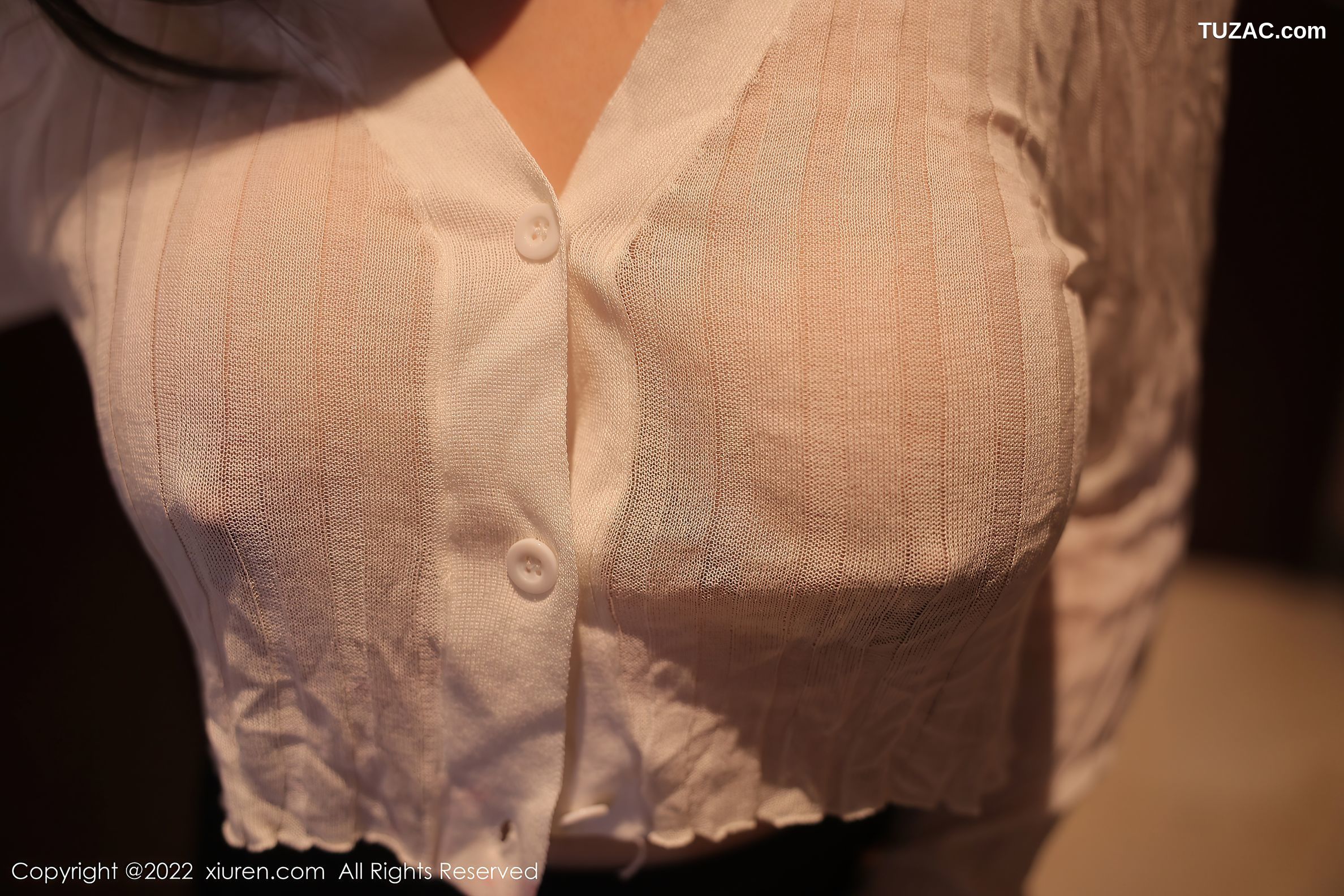 XiuRen-No.5781-周jojobaby-白衫黑裙职业装