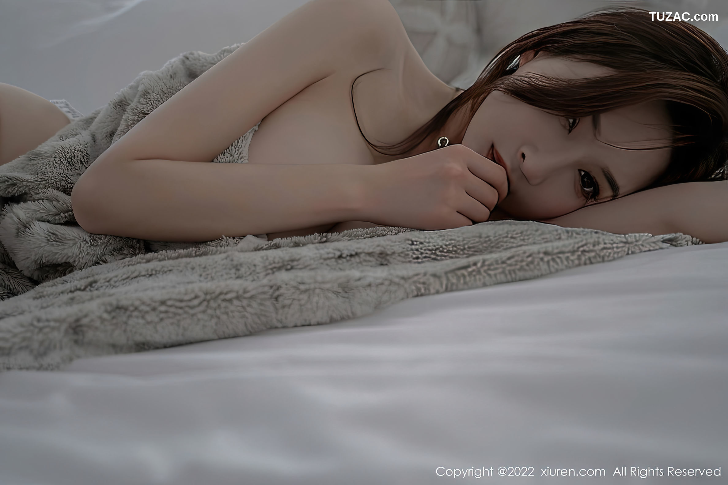 XiuRen-No.5787-奶瓶土肥圆