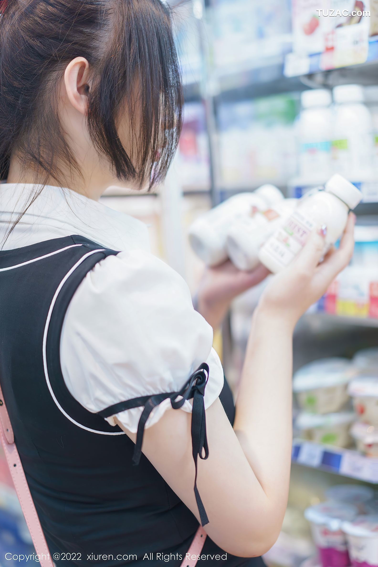 XiuRen-No.5807-妲己-超市女学生