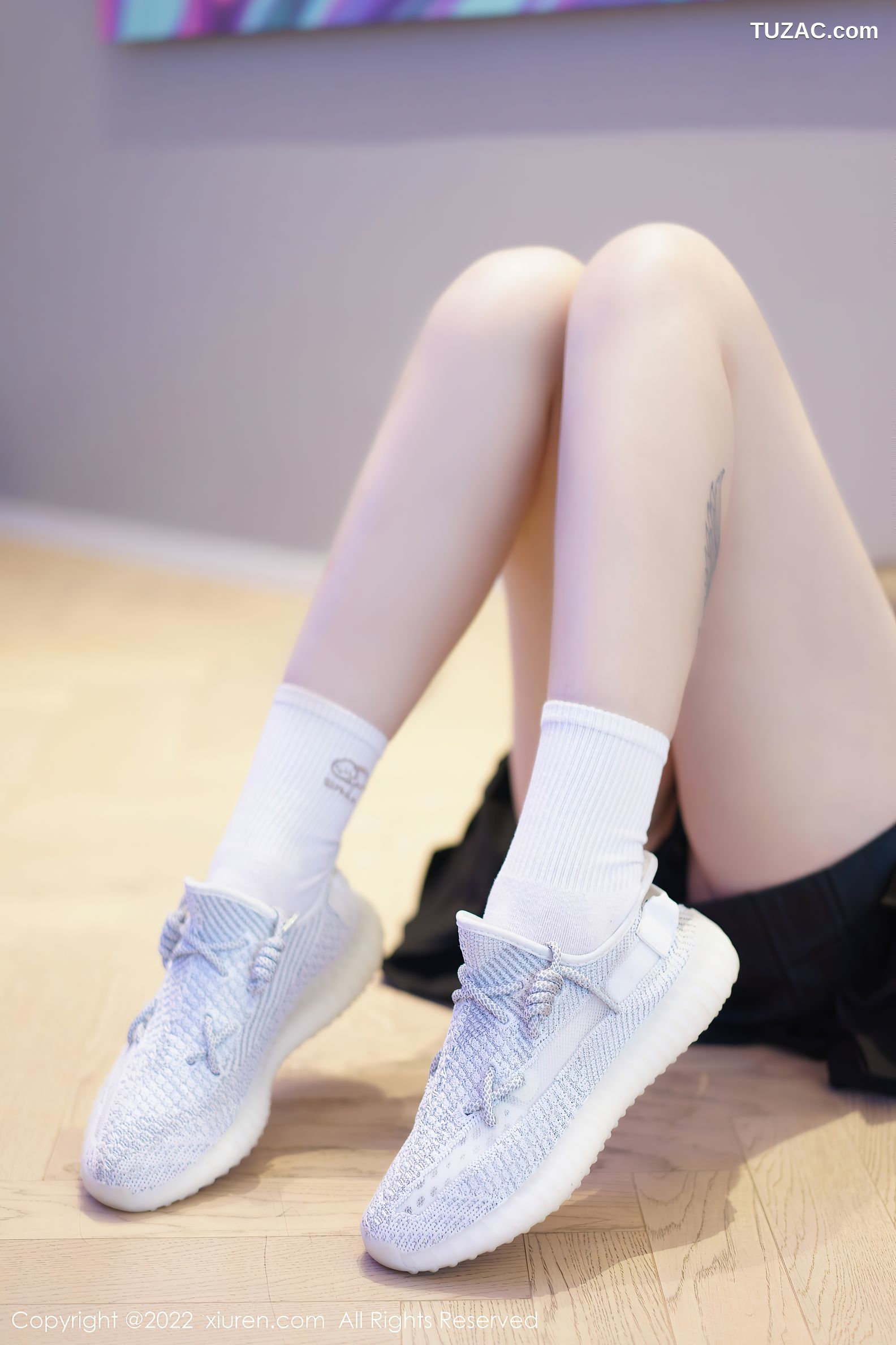 XiuRen-No.5807-妲己-超市女学生