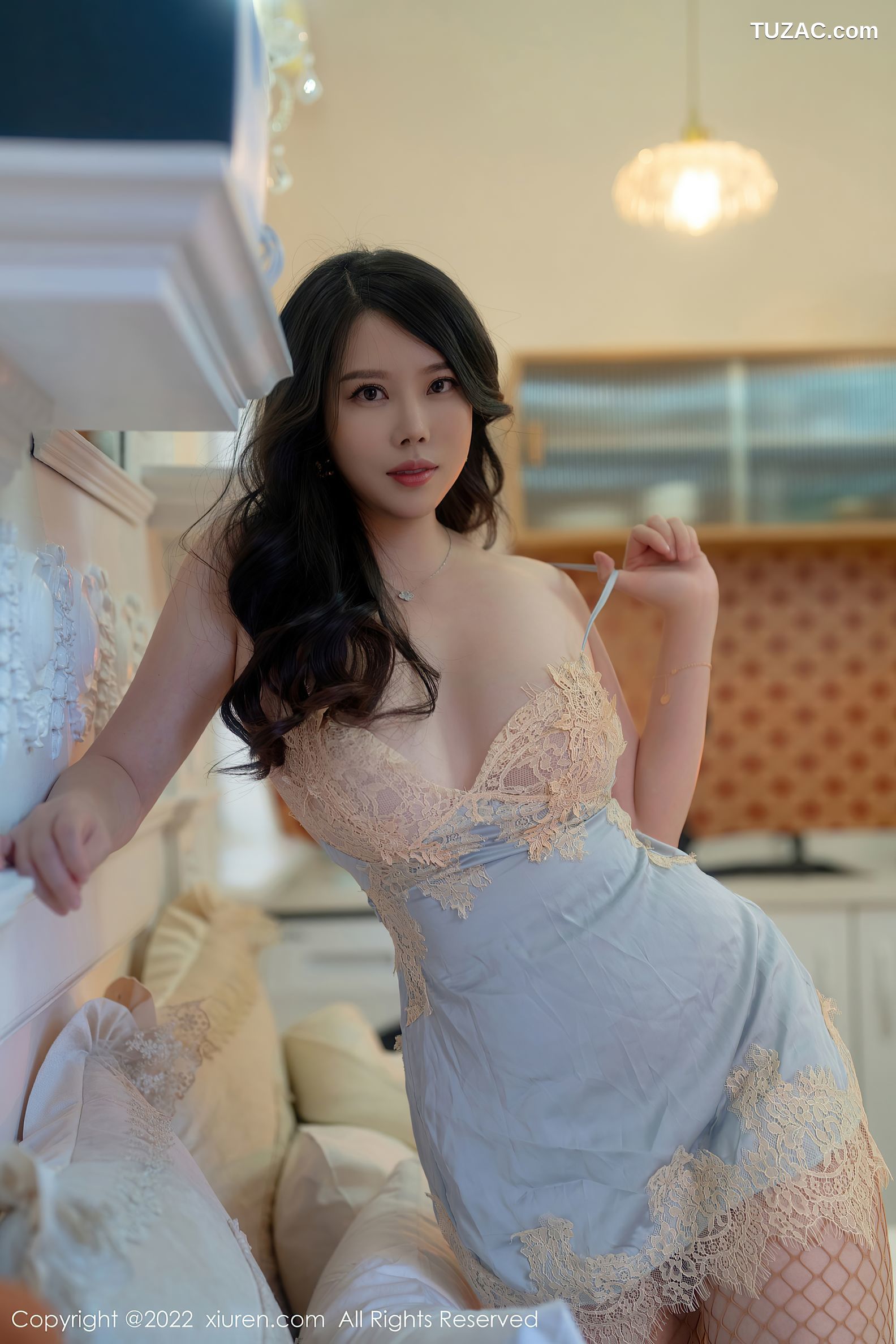XiuRen-No.5814-白茹雪-居家人妻巨乳网袜