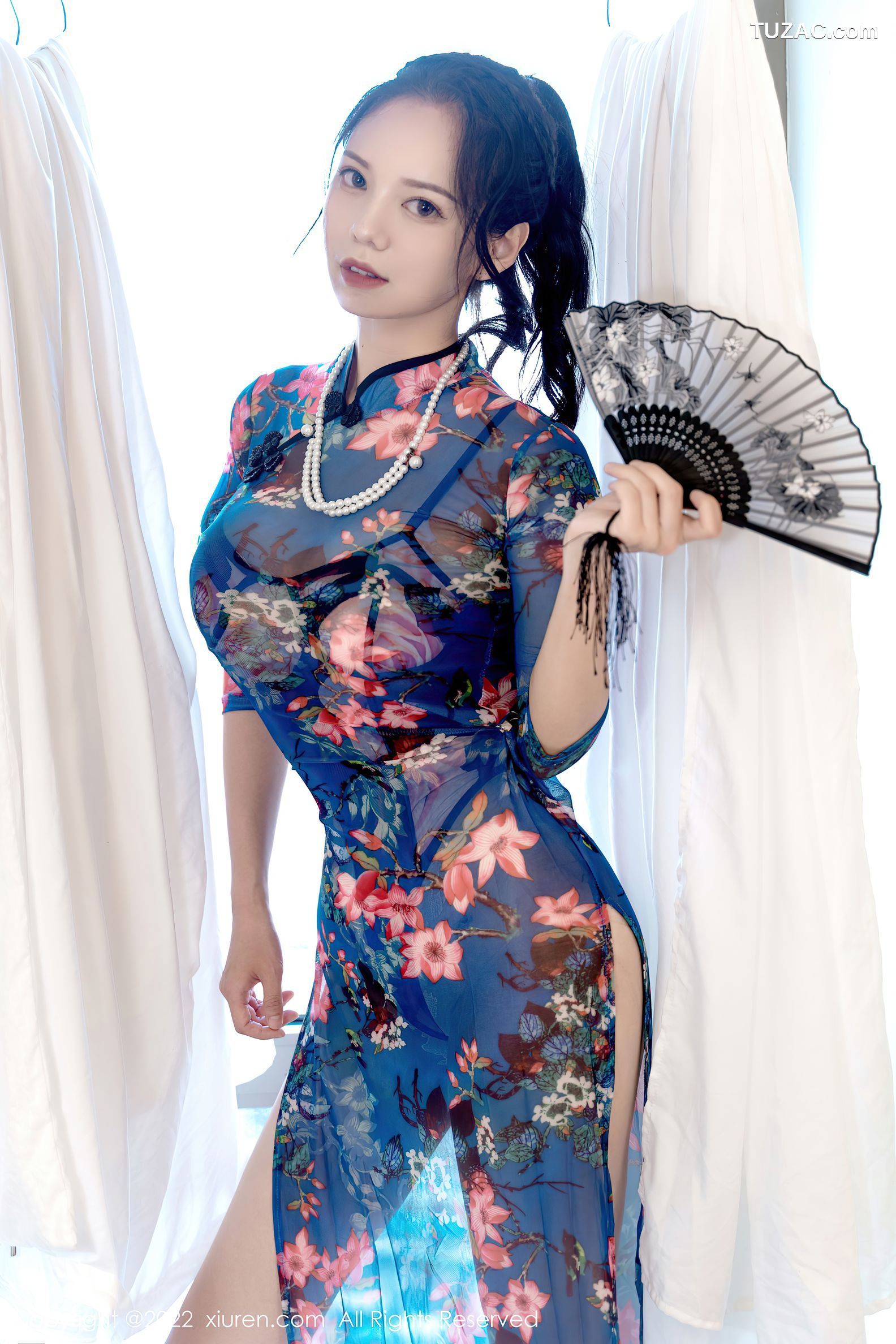 XiuRen-No.5819-大美妞儿-花旗袍