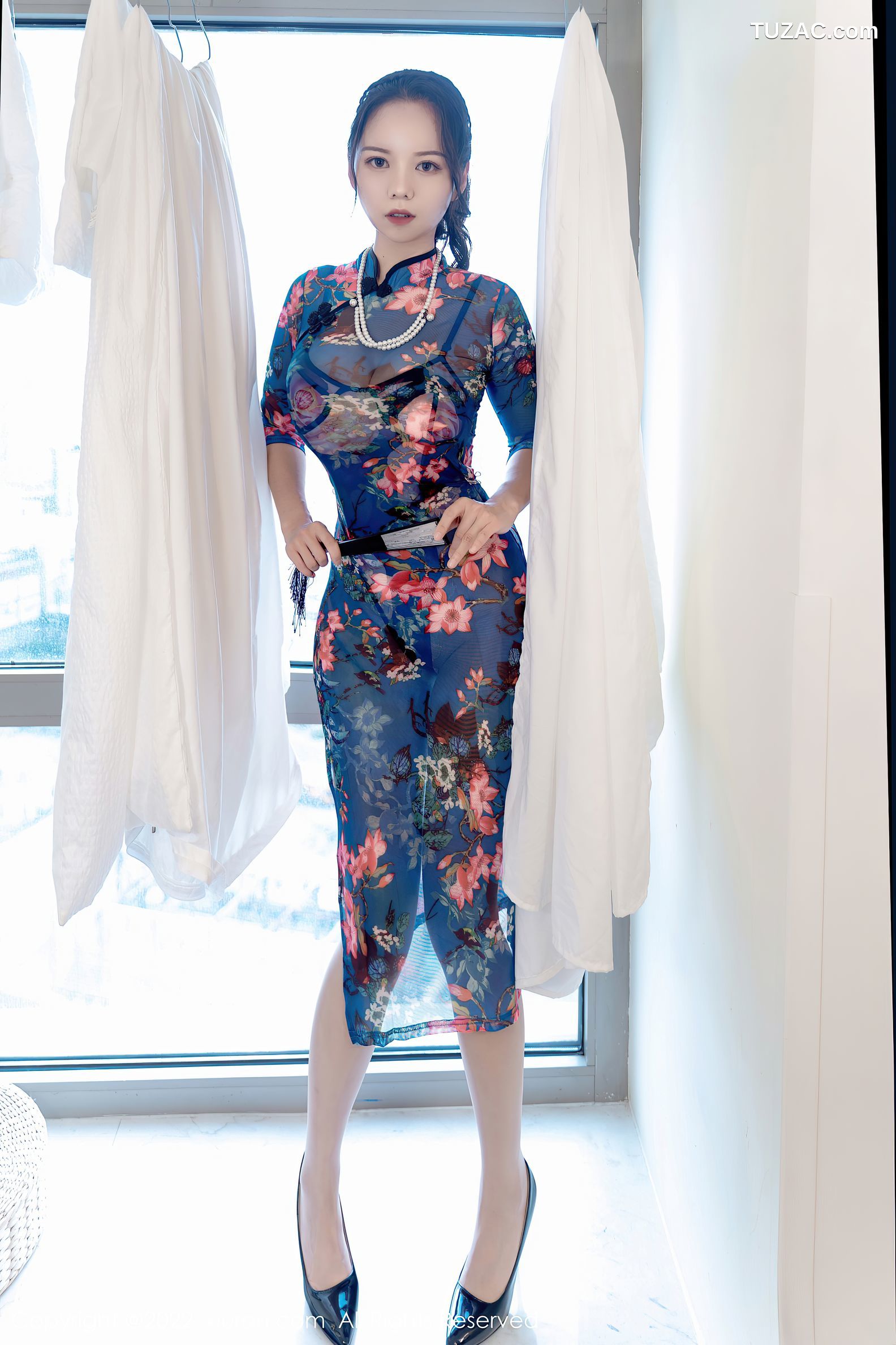 XiuRen-No.5819-大美妞儿-花旗袍