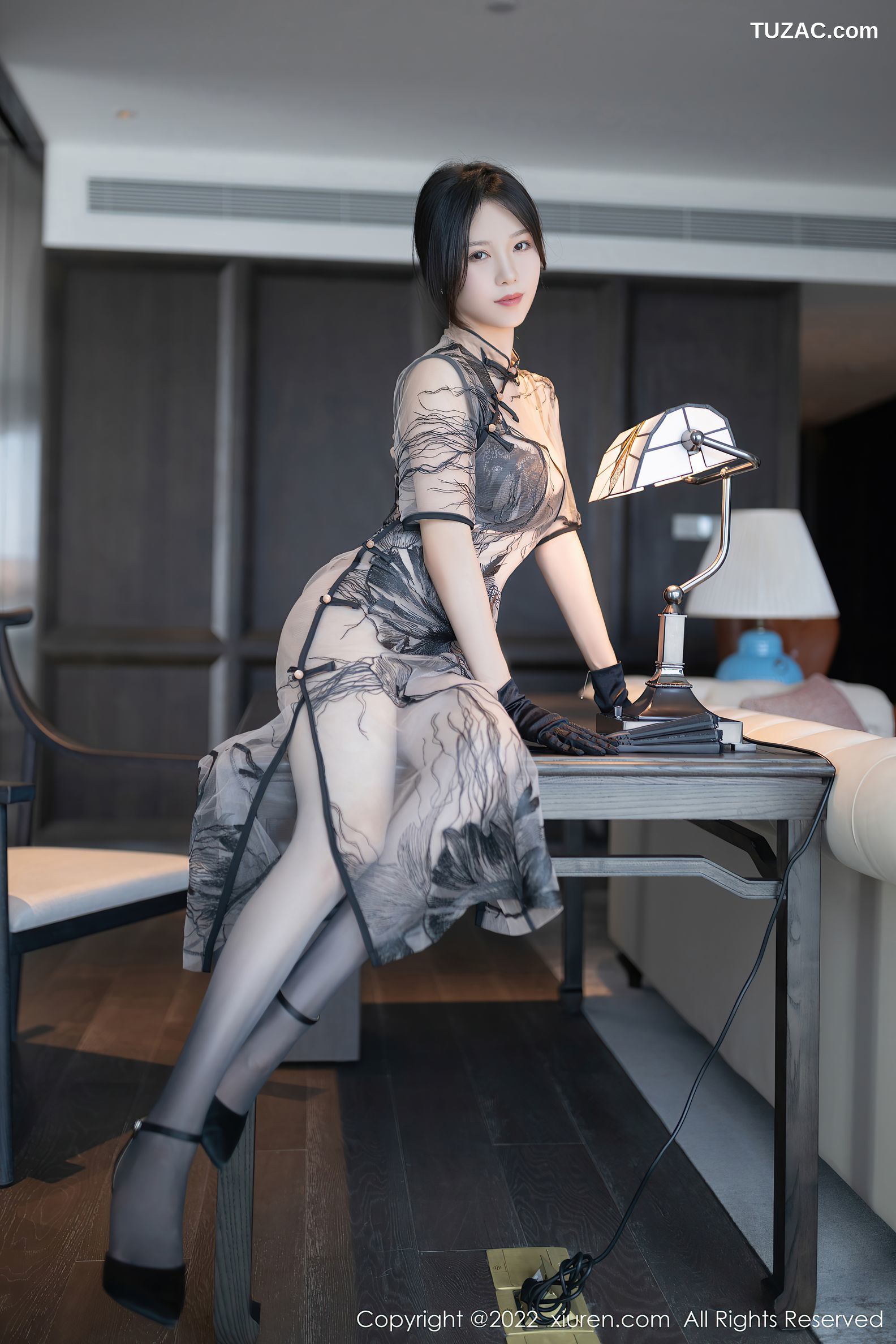 XiuRen-No.5830-利世-古风透视纱裙黑内衣