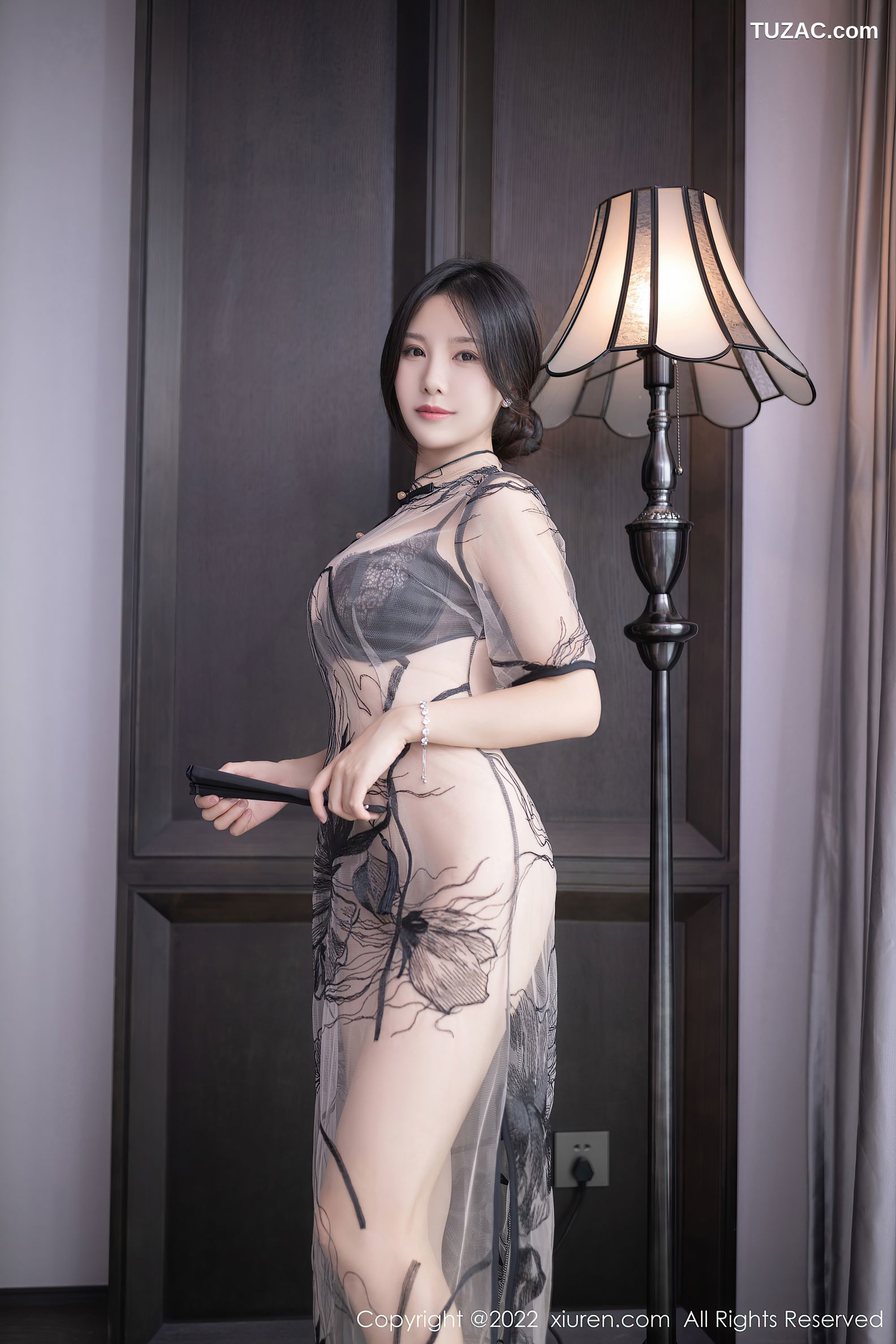 XiuRen-No.5830-利世-古风透视纱裙黑内衣