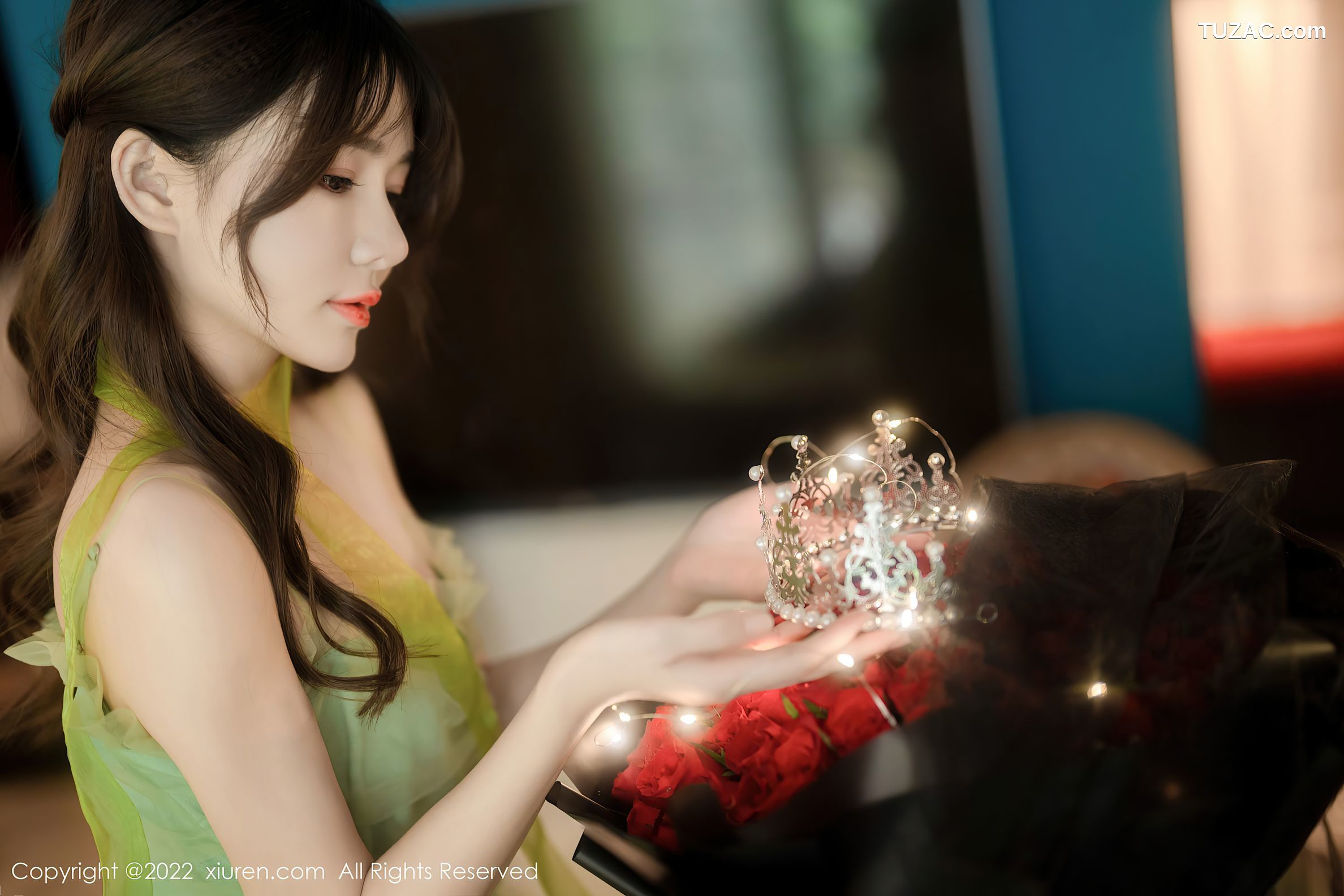 XiuRen-No.5875-婠婠么-绿纱裙鲜花公主