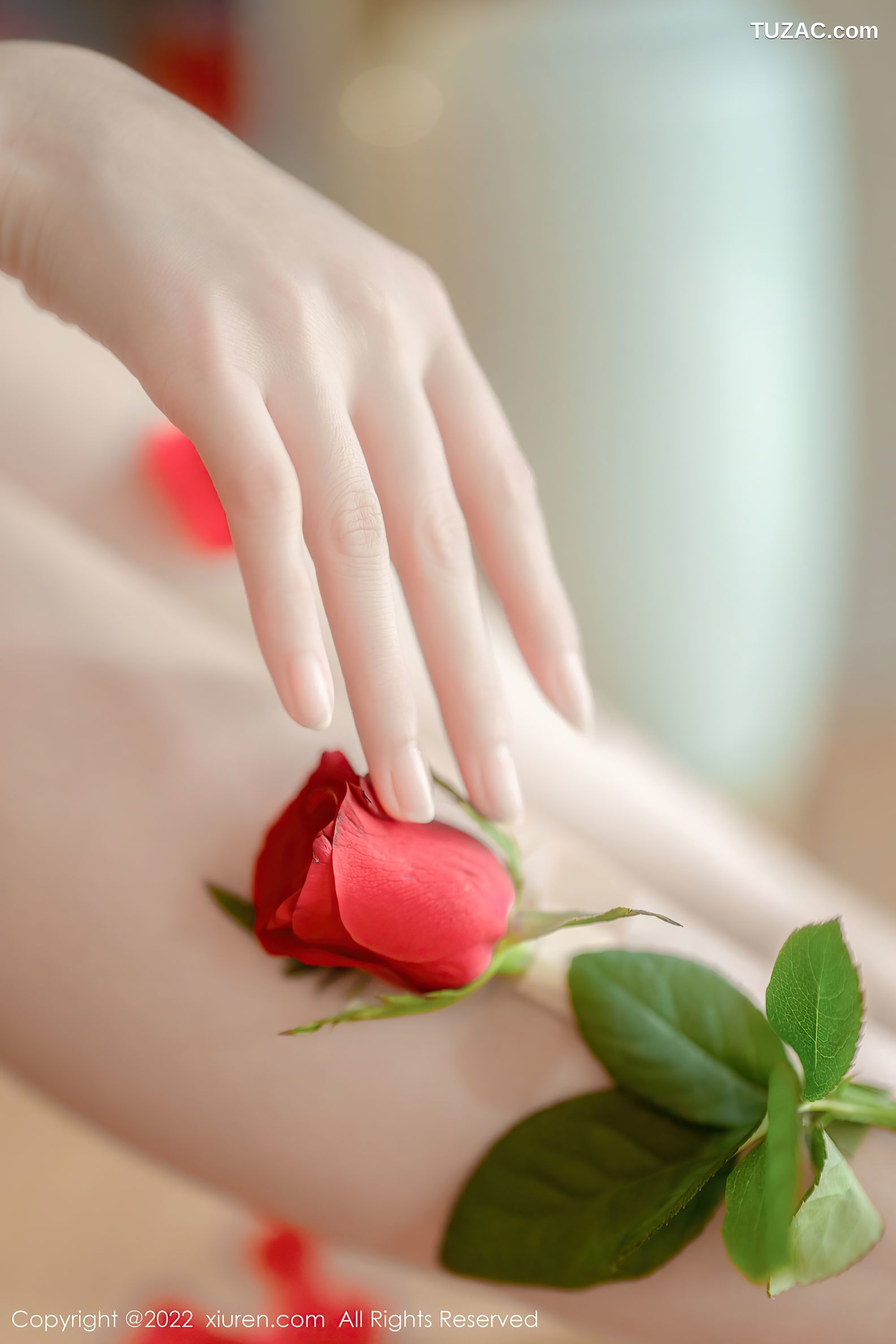 XiuRen-No.5875-婠婠么-绿纱裙鲜花公主