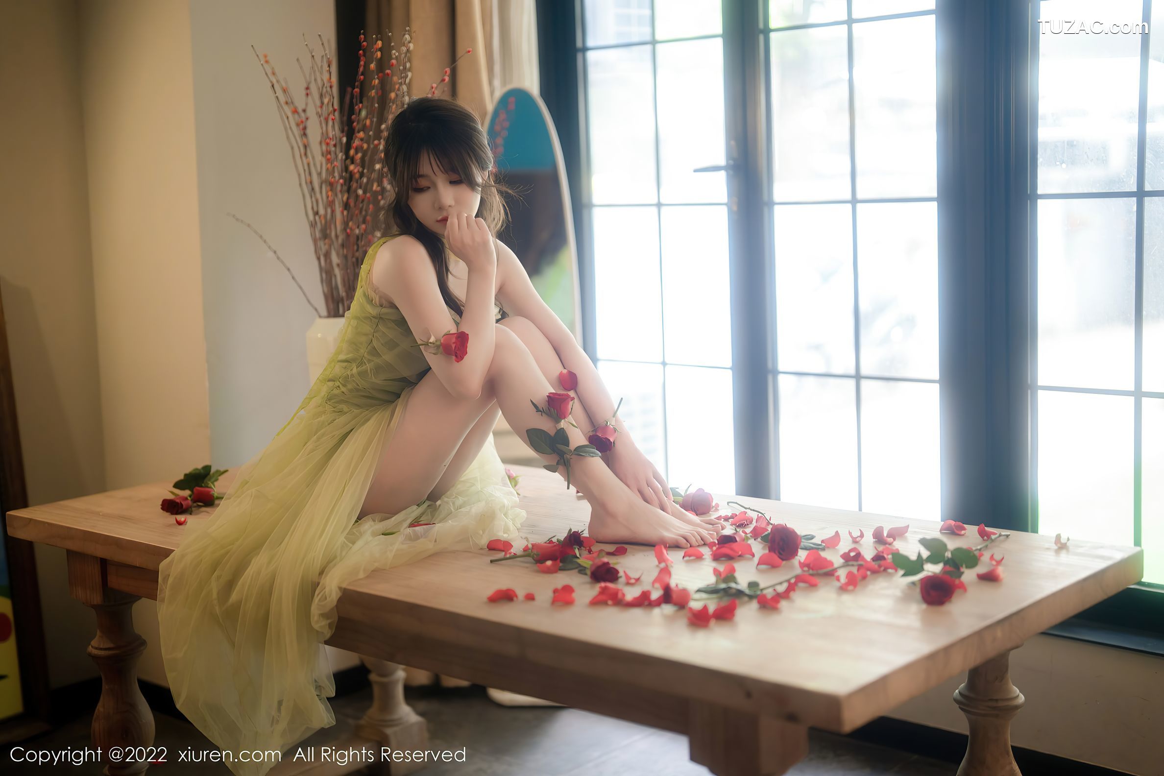 XiuRen-No.5875-婠婠么-绿纱裙鲜花公主